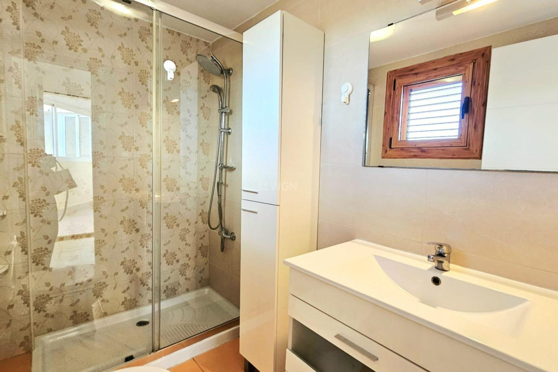 Odsprzedaż - Mieszkanie w bloku - Torrevieja - Nueva Torrevieja