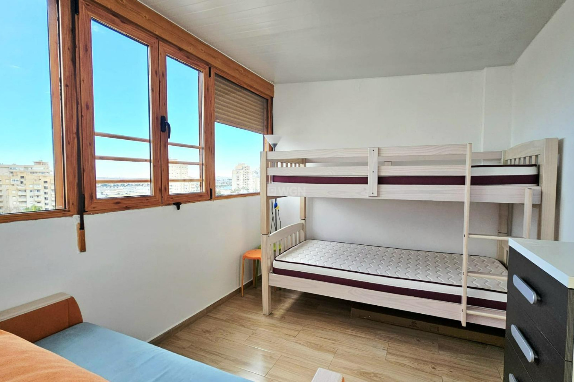 Odsprzedaż - Mieszkanie w bloku - Torrevieja - Nueva Torrevieja