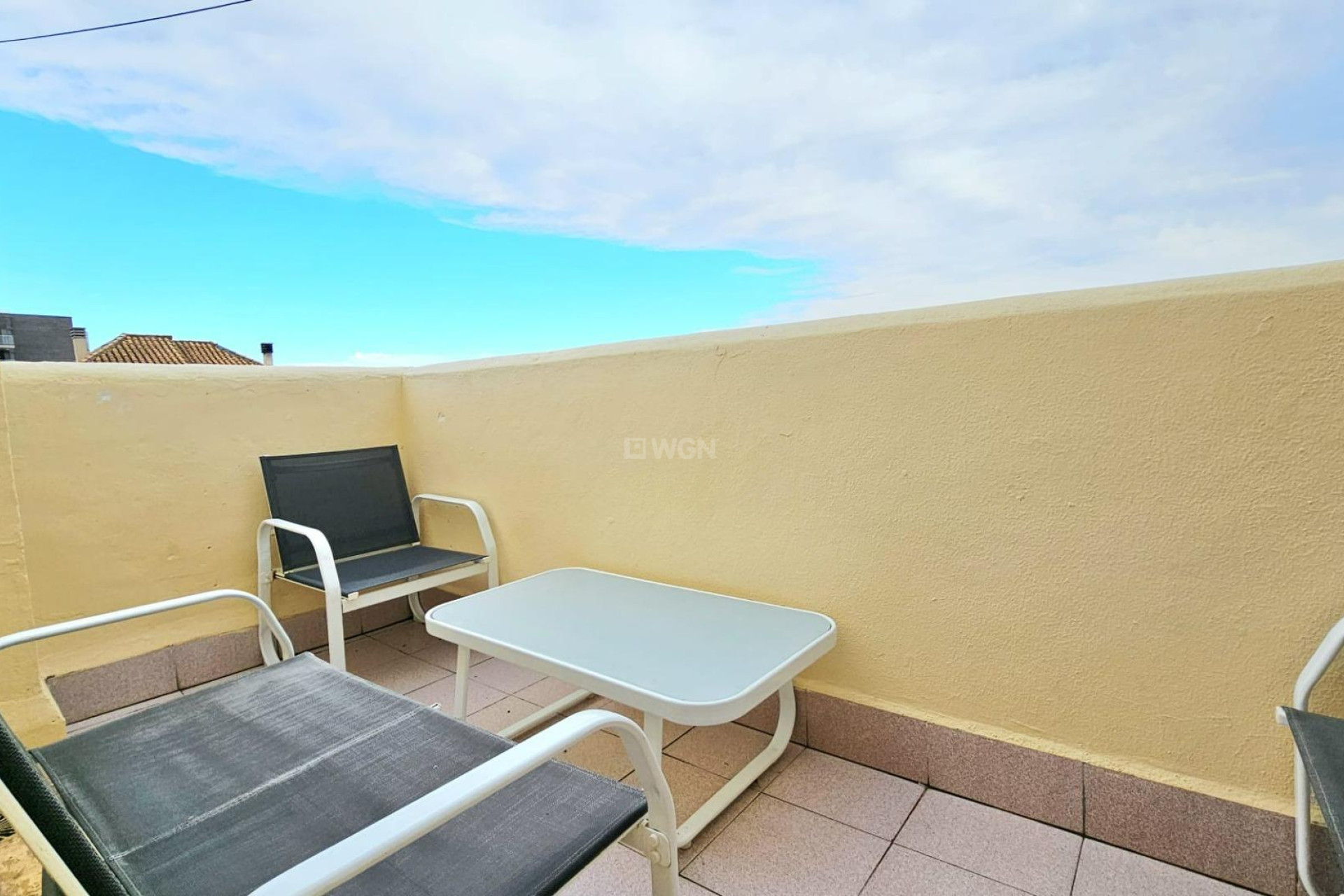 Odsprzedaż - Mieszkanie w bloku - Torrevieja - Nueva Torrevieja