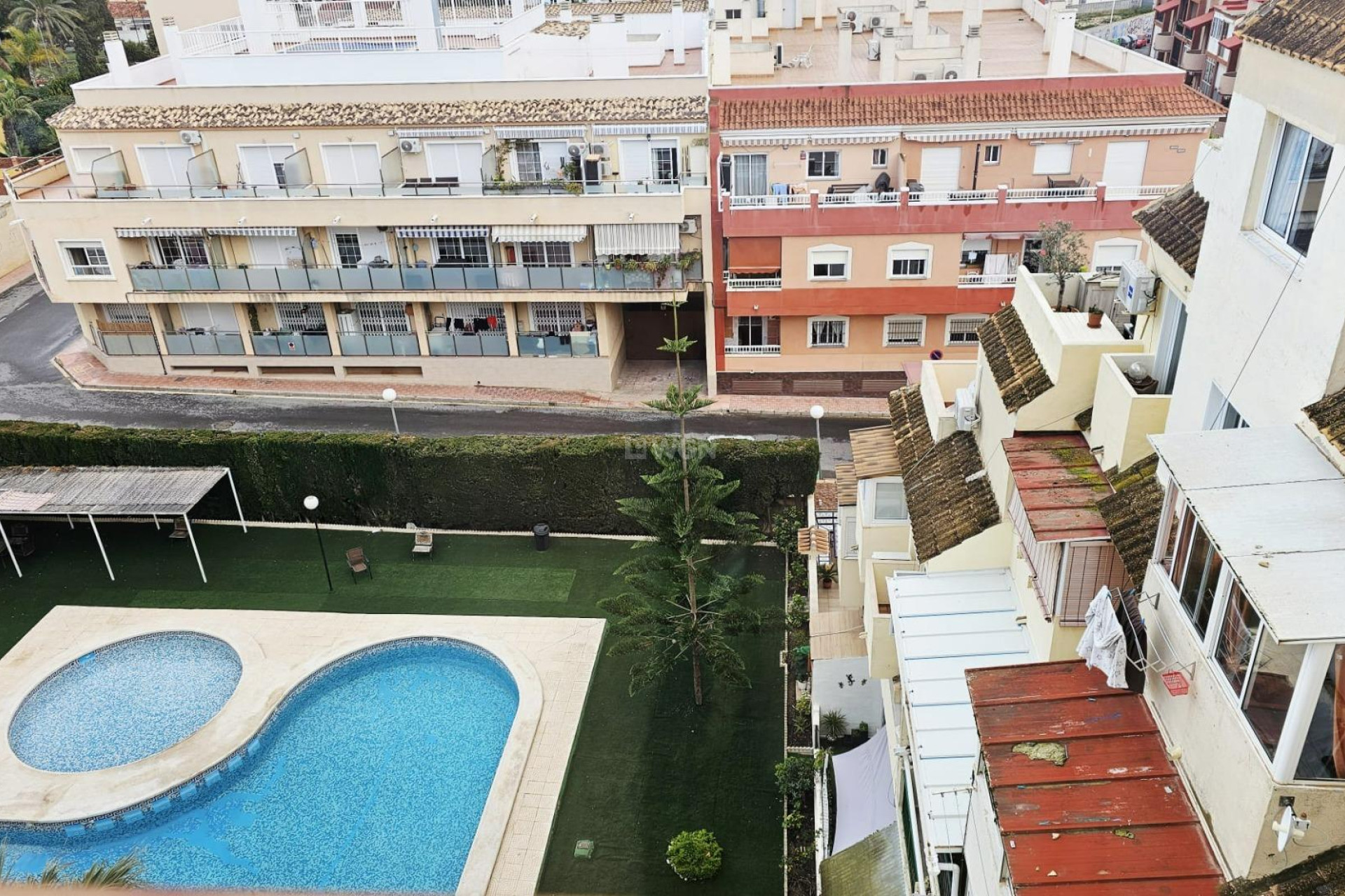 Odsprzedaż - Mieszkanie w bloku - Torrevieja - Nueva Torrevieja