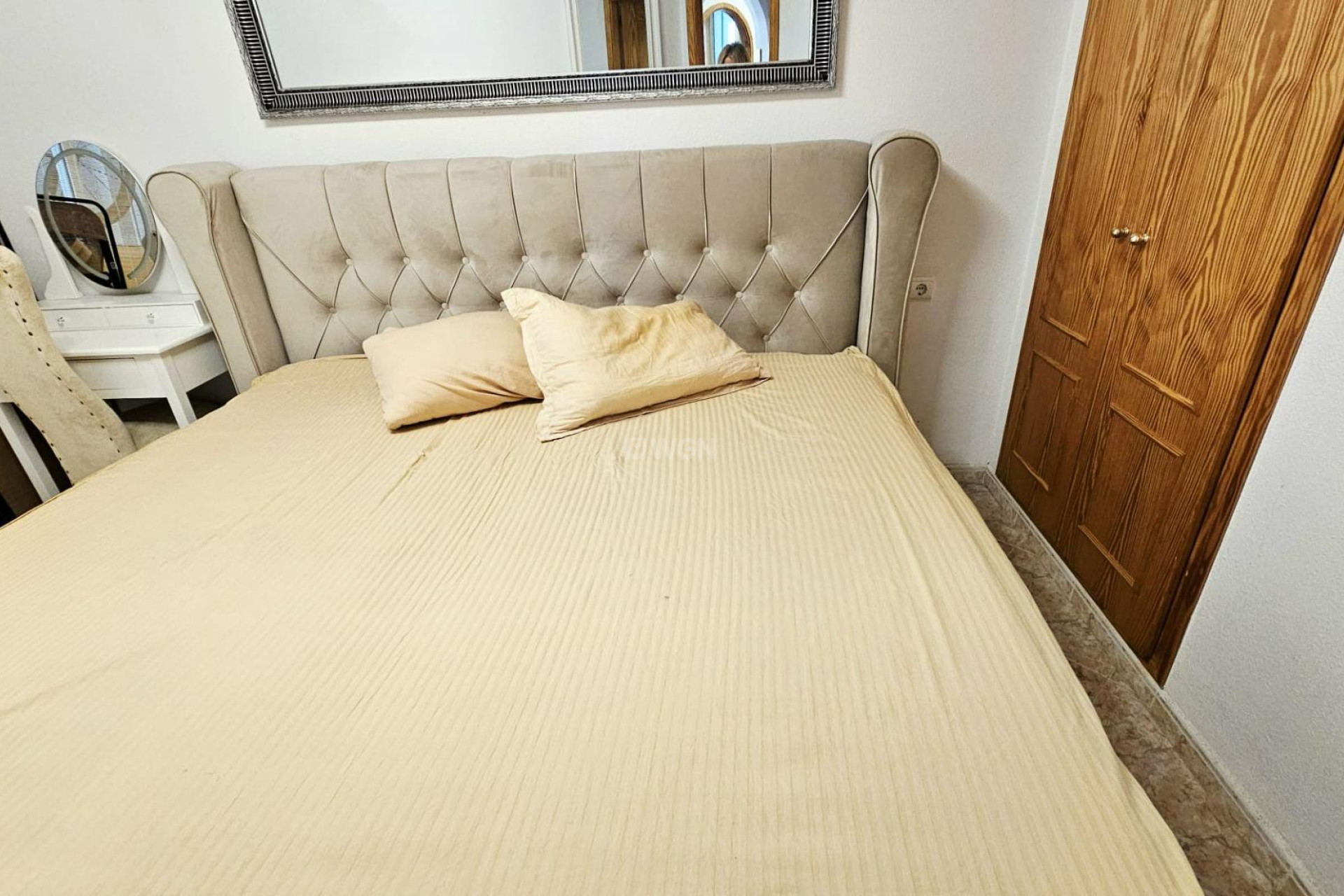 Odsprzedaż - Mieszkanie w bloku - Torrevieja - Nueva Torrevieja