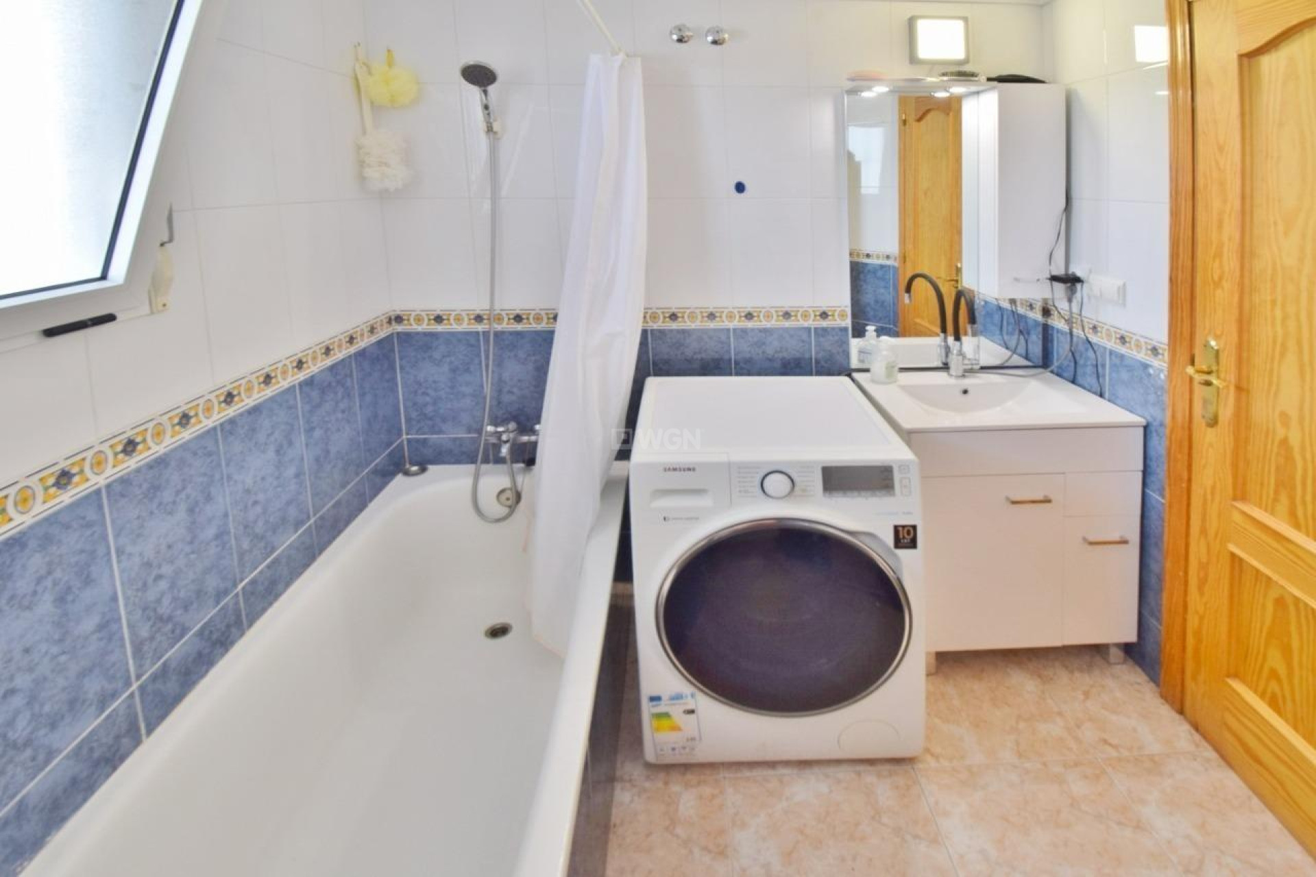 Odsprzedaż - Mieszkanie w bloku - Torrevieja - Nueva Torrevieja
