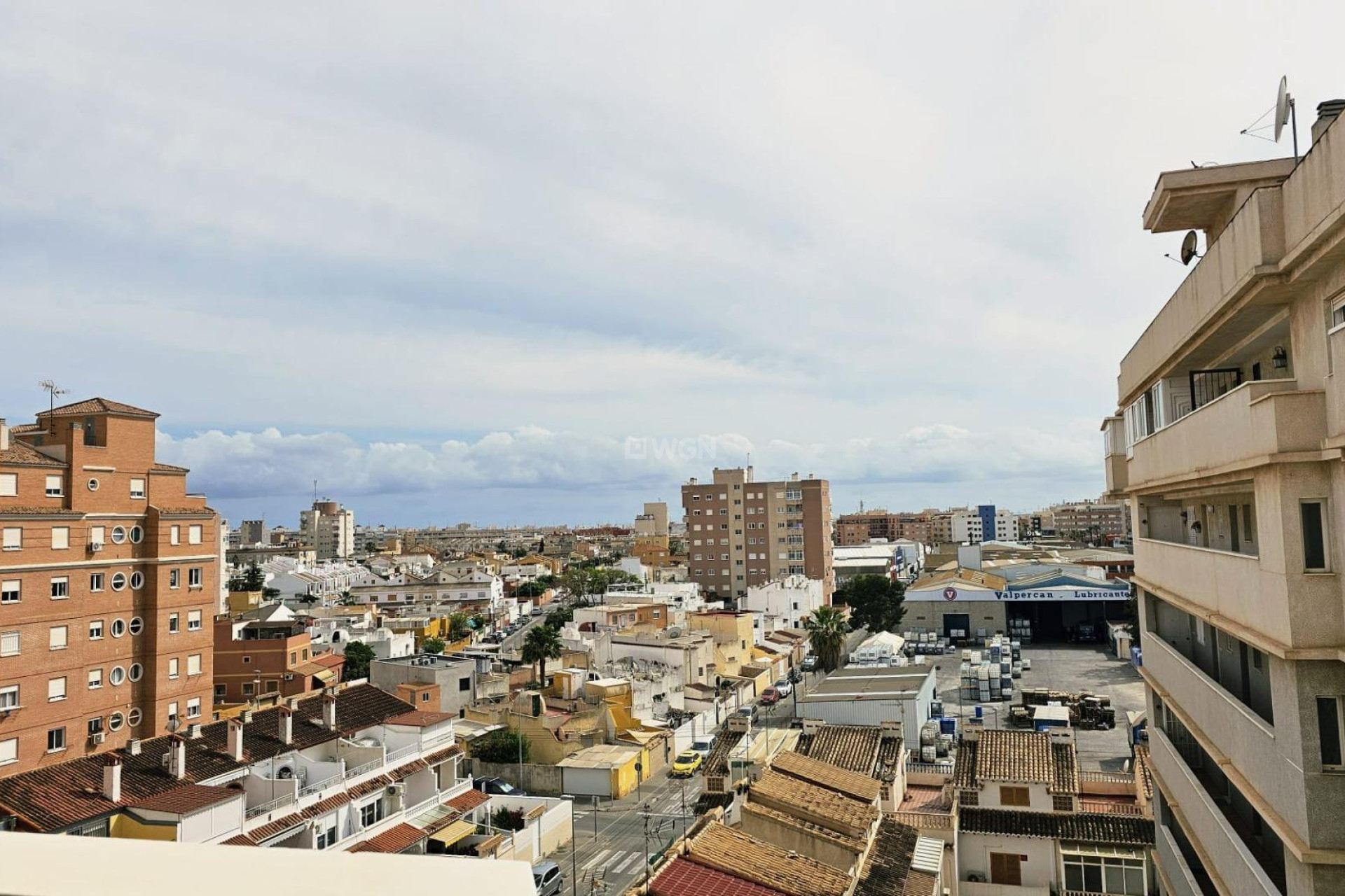 Odsprzedaż - Mieszkanie w bloku - Torrevieja - Nueva Torrevieja
