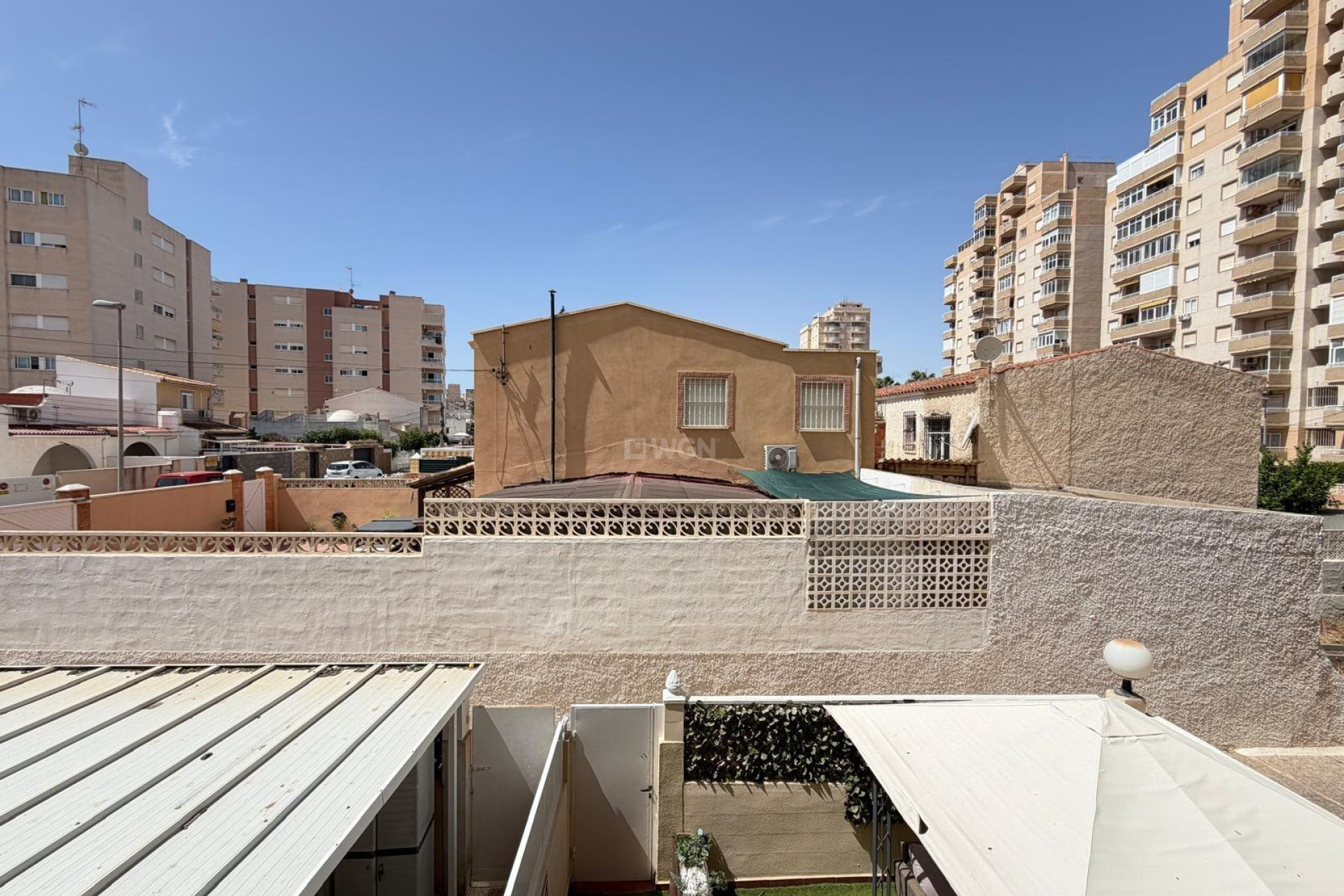 Odsprzedaż - Mieszkanie w bloku - Torrevieja - Nueva Torrevieja