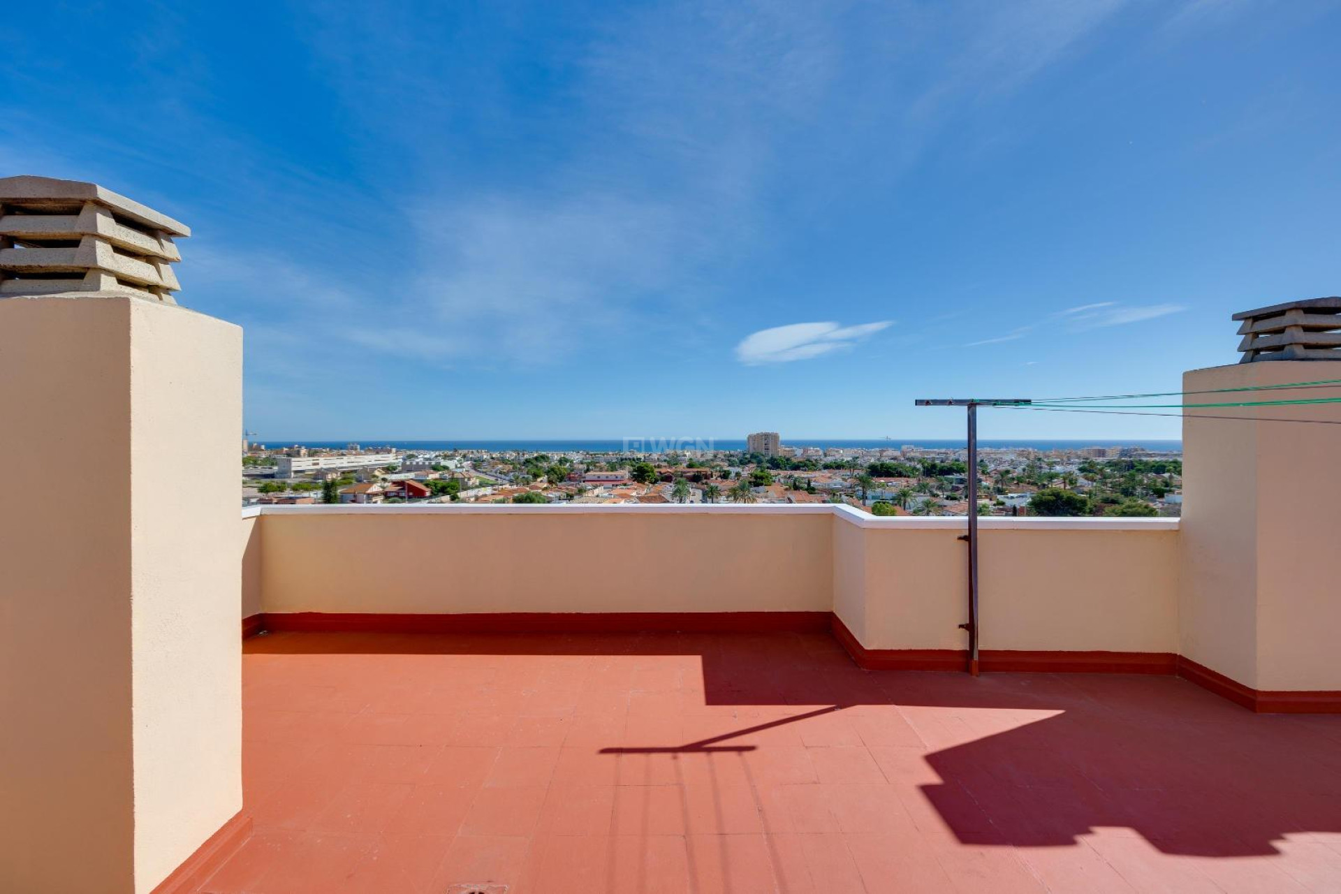 Odsprzedaż - Mieszkanie w bloku - Torrevieja - Nueva Torrevieja