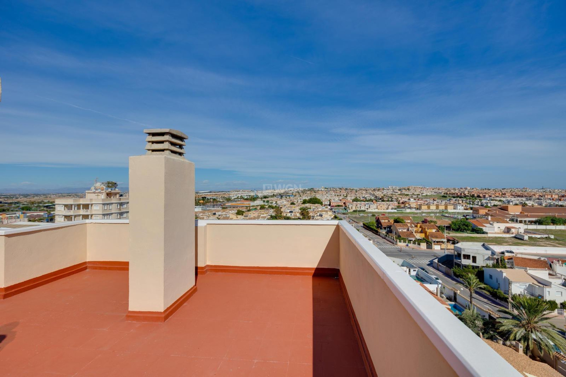 Odsprzedaż - Mieszkanie w bloku - Torrevieja - Nueva Torrevieja