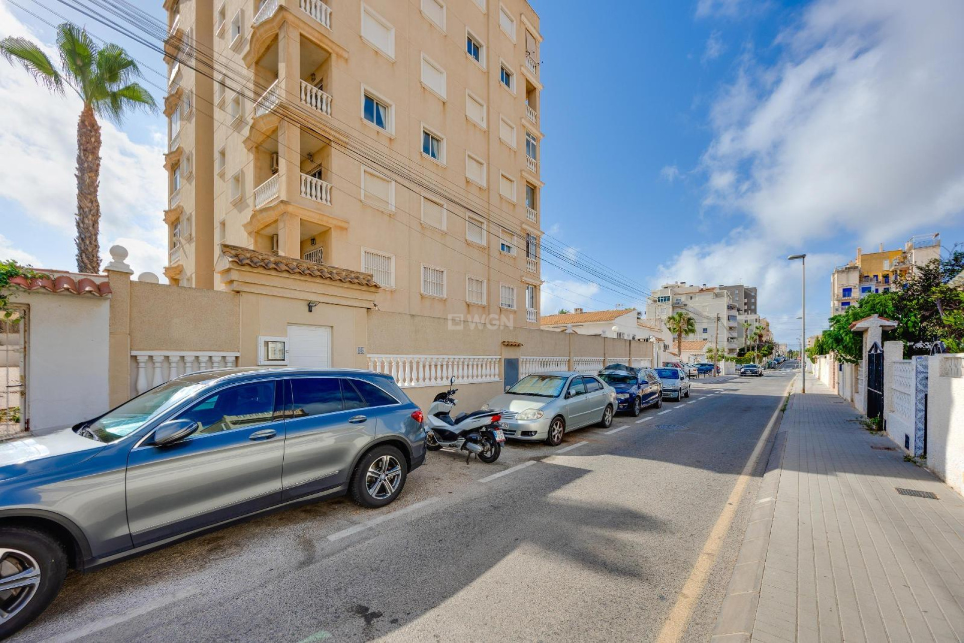 Odsprzedaż - Mieszkanie w bloku - Torrevieja - Nueva Torrevieja