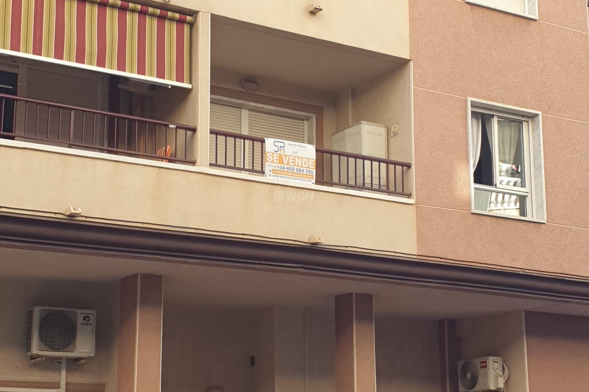 Odsprzedaż - Mieszkanie w bloku - Torrevieja - PARQUE DE LAS NACIONES