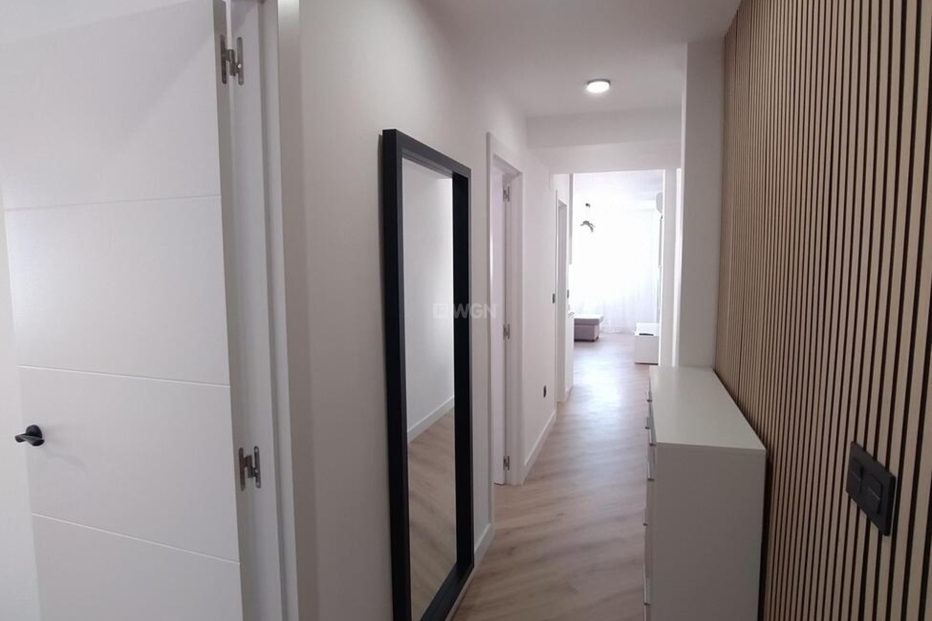 Odsprzedaż - Mieszkanie w bloku - Torrevieja - PARQUE DE LAS NACIONES