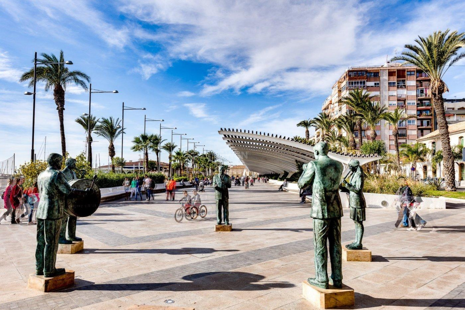 Odsprzedaż - Mieszkanie w bloku - Torrevieja - Parque Las Naciones