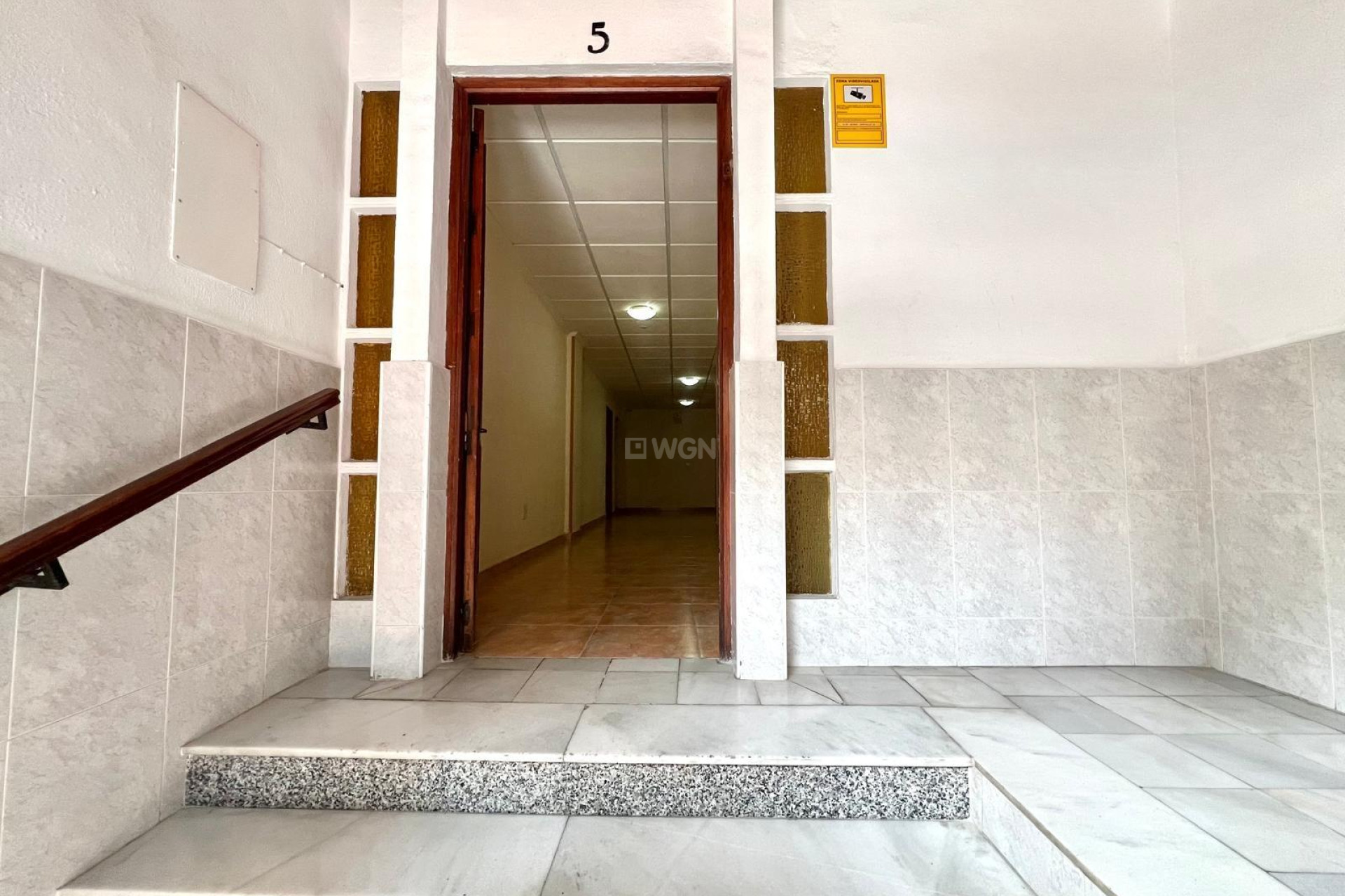 Odsprzedaż - Mieszkanie w bloku - Torrevieja - Paseo Maritimo