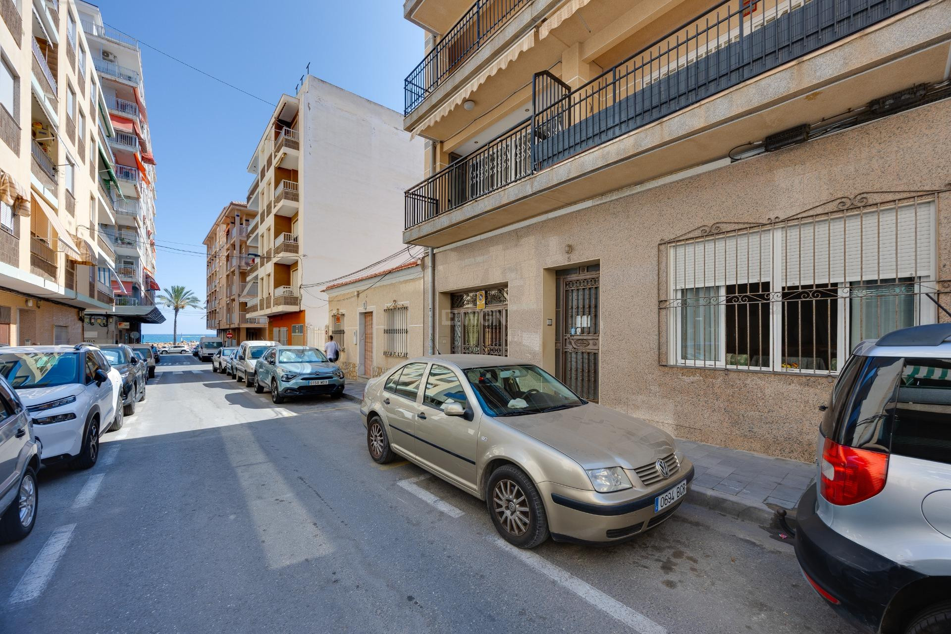 Odsprzedaż - Mieszkanie w bloku - Torrevieja - Paseo Maritimo