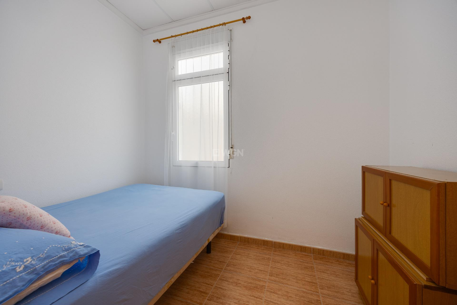 Odsprzedaż - Mieszkanie w bloku - Torrevieja - Paseo Maritimo