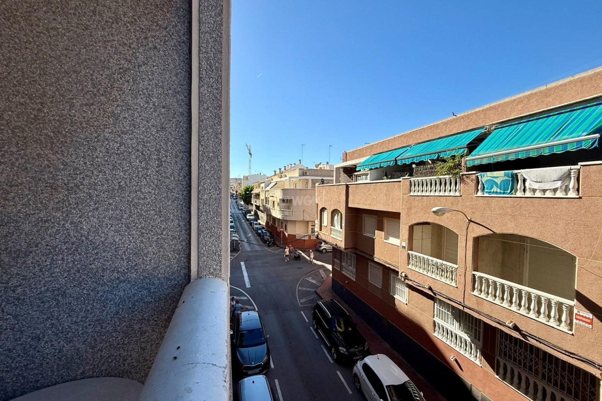 Odsprzedaż - Mieszkanie w bloku - Torrevieja - Playa de los Locos