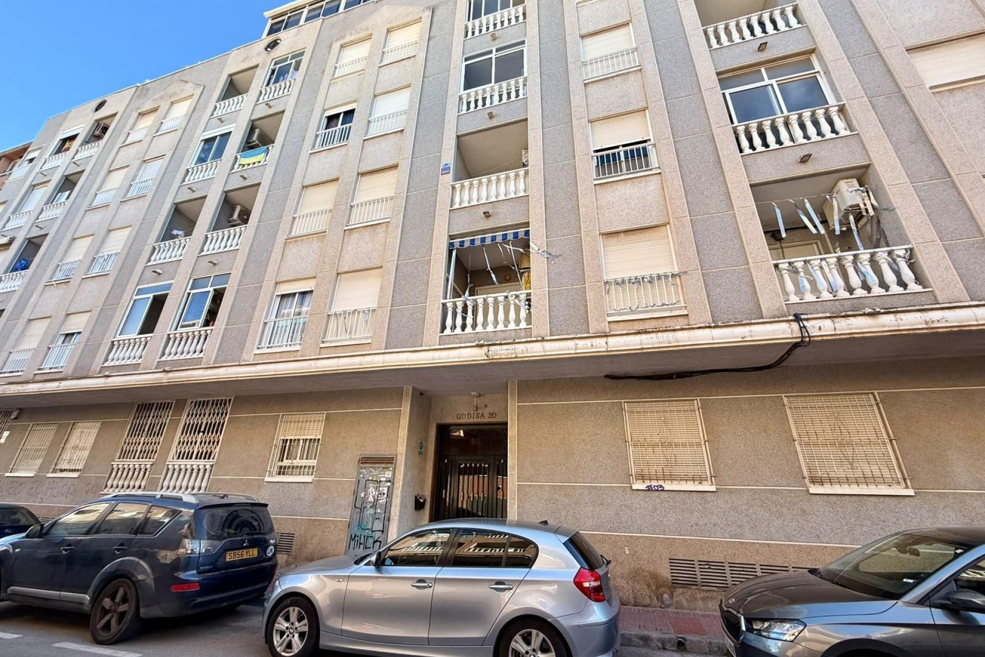 Odsprzedaż - Mieszkanie w bloku - Torrevieja - Playa de los Locos