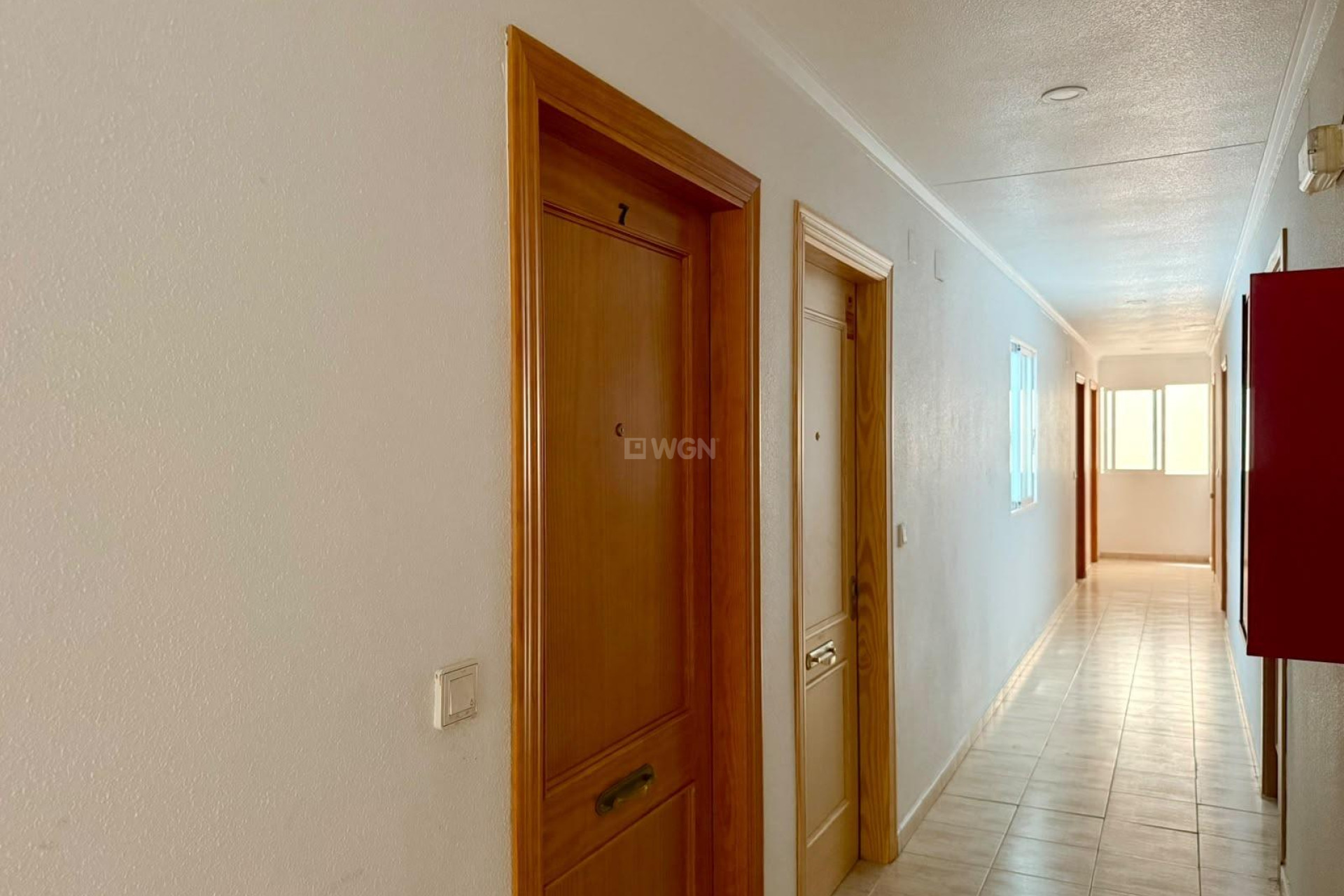 Odsprzedaż - Mieszkanie w bloku - Torrevieja - Playa de los Locos