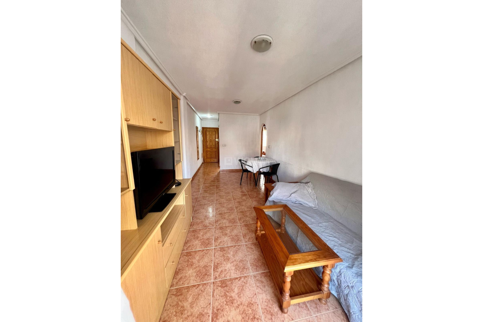 Odsprzedaż - Mieszkanie w bloku - Torrevieja - Playa de los Locos