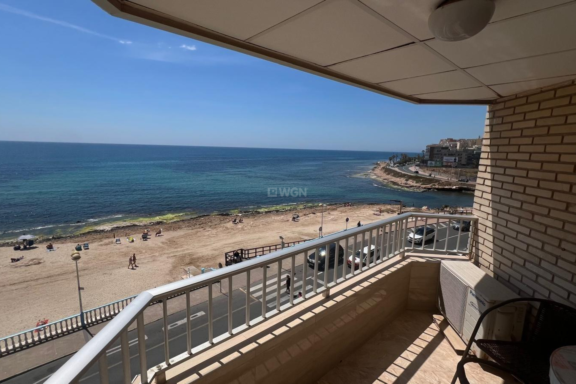 Odsprzedaż - Mieszkanie w bloku - Torrevieja - Playa de los Locos