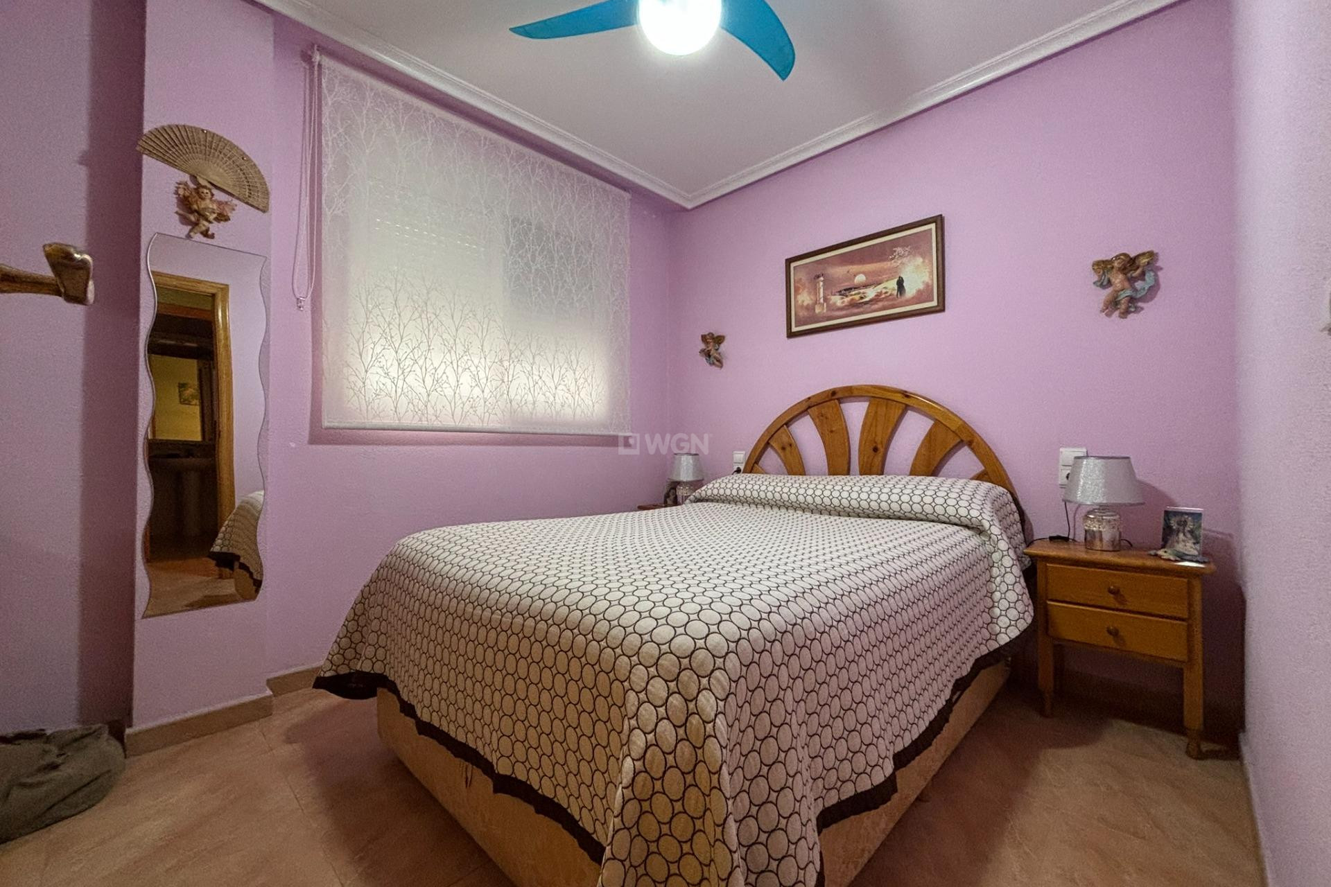 Odsprzedaż - Mieszkanie w bloku - Torrevieja - Playa de los Locos