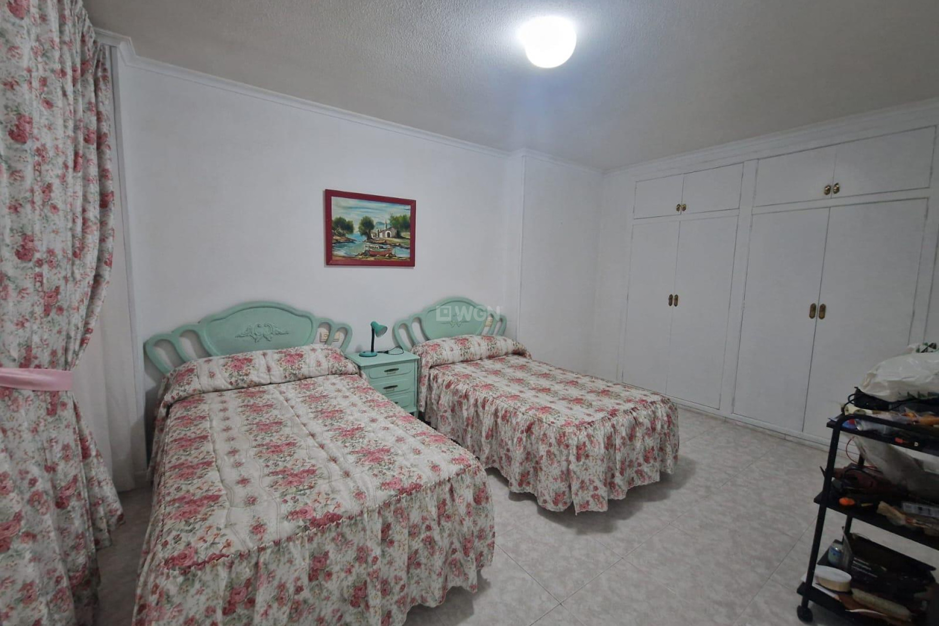 Odsprzedaż - Mieszkanie w bloku - Torrevieja - Playa de los Locos