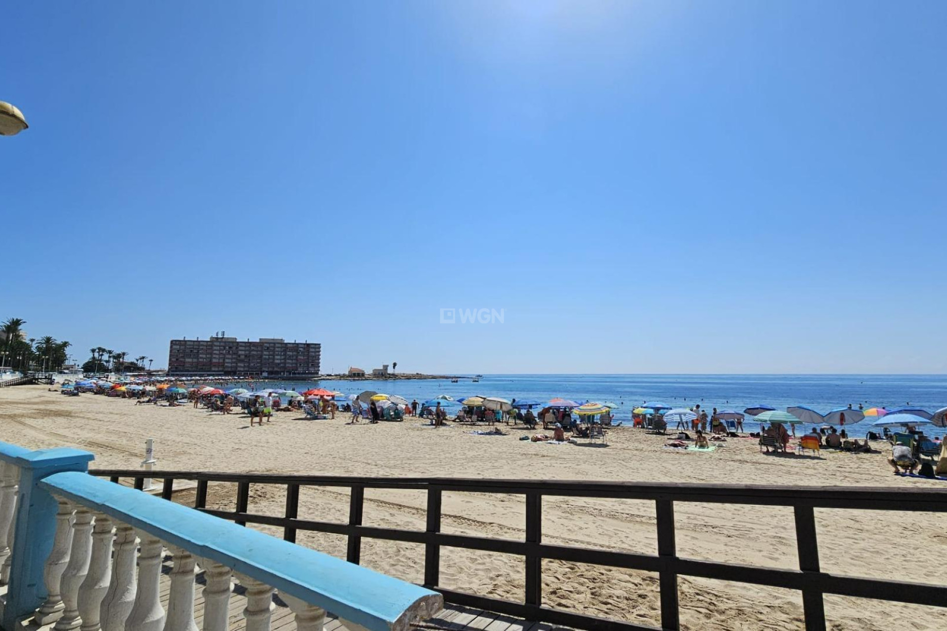 Odsprzedaż - Mieszkanie w bloku - Torrevieja - Playa de los Locos