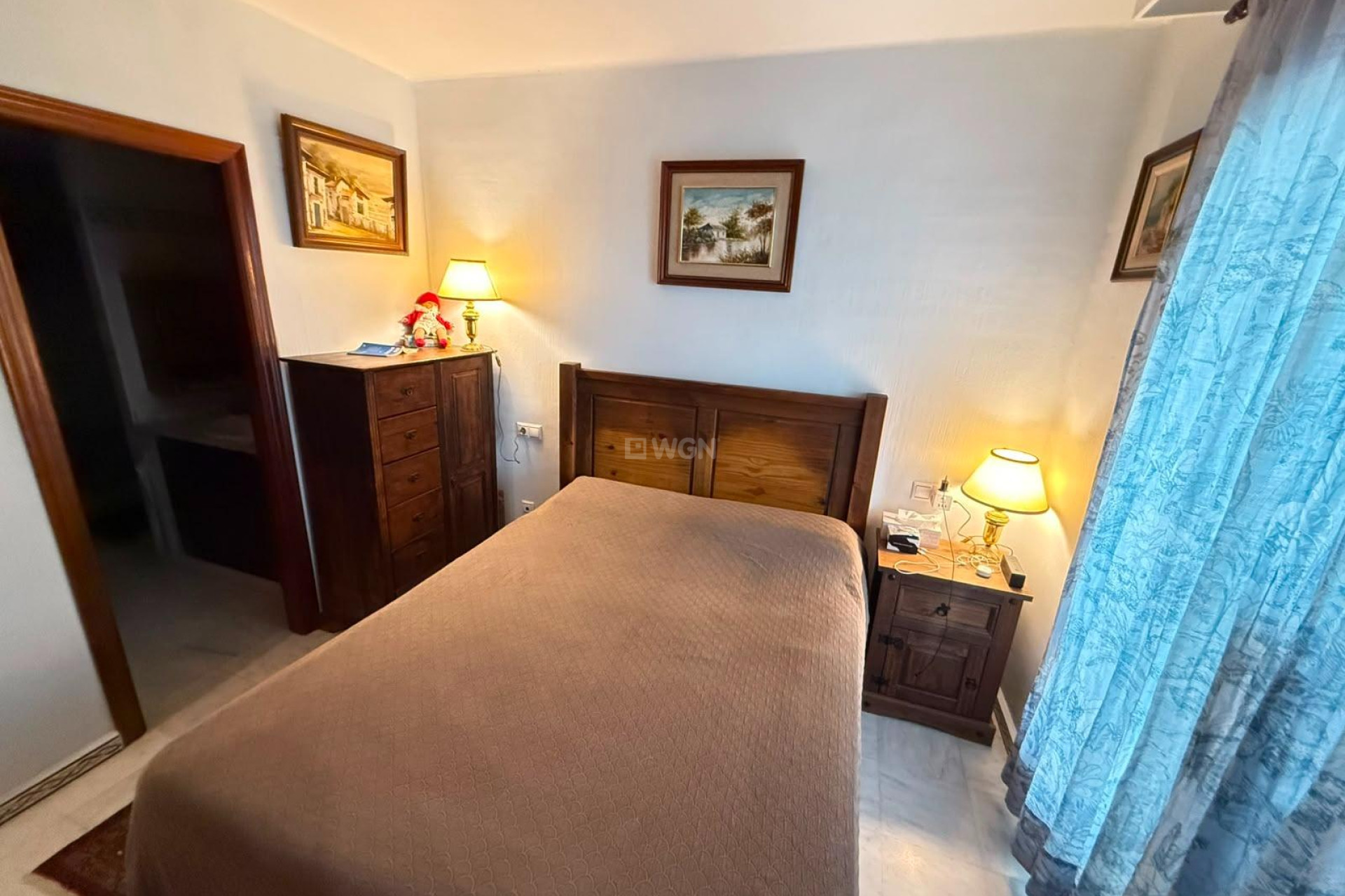 Odsprzedaż - Mieszkanie w bloku - Torrevieja - Playa de los Locos