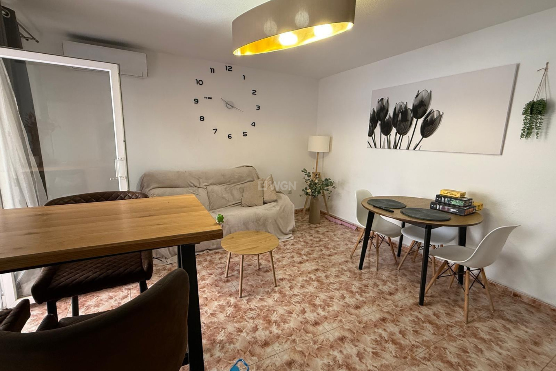 Odsprzedaż - Mieszkanie w bloku - Torrevieja - Playa de los Locos