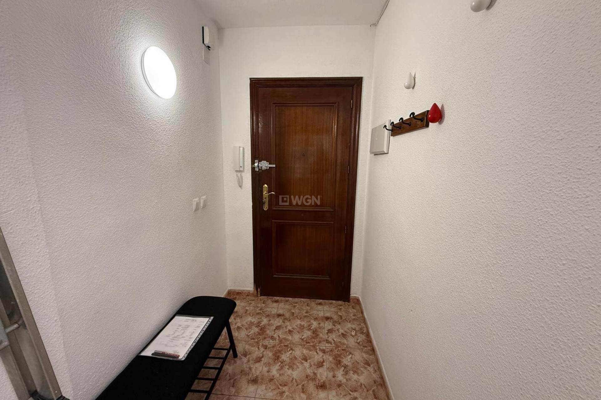 Odsprzedaż - Mieszkanie w bloku - Torrevieja - Playa de los Locos