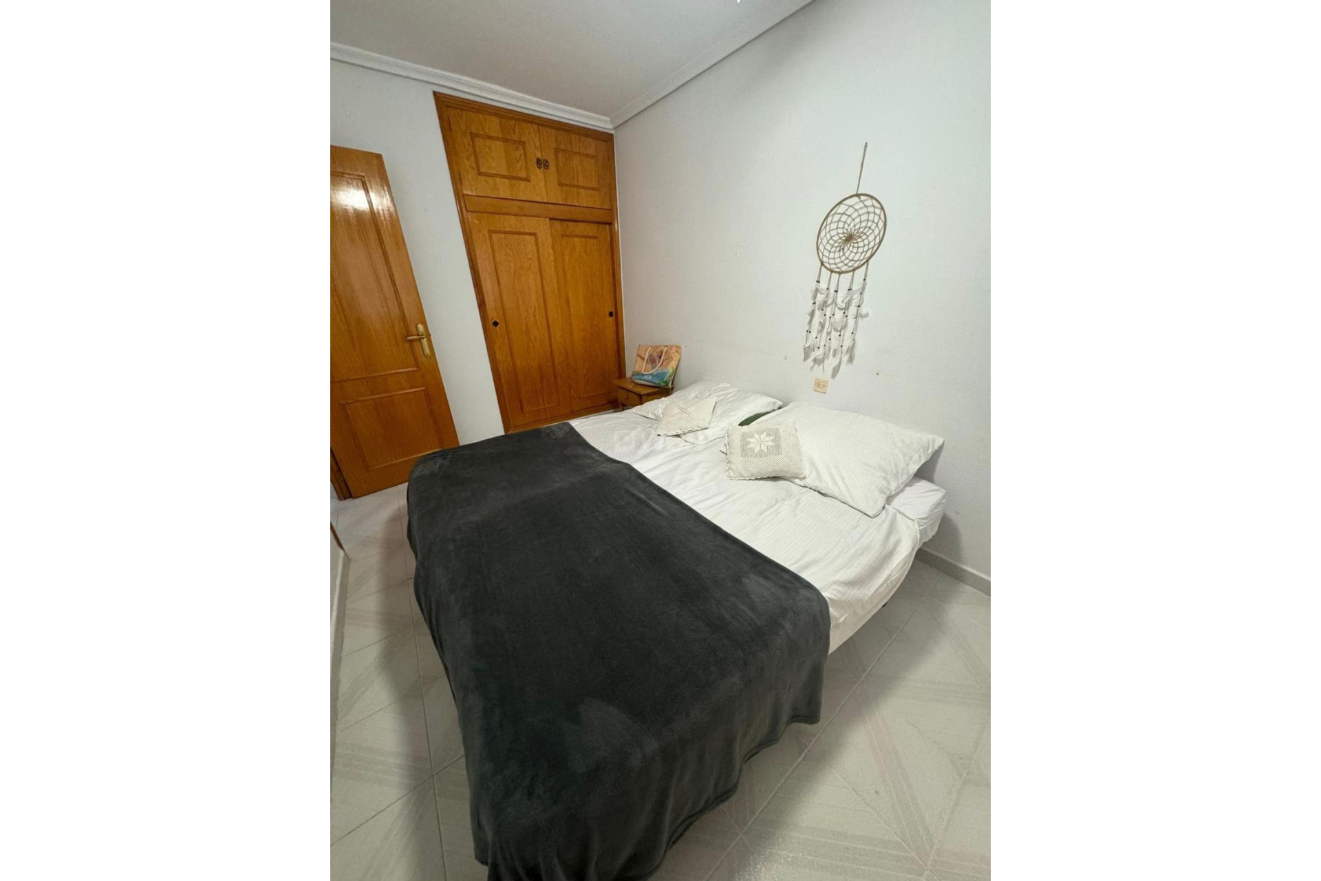 Odsprzedaż - Mieszkanie w bloku - Torrevieja - Playa De Los Naufragos