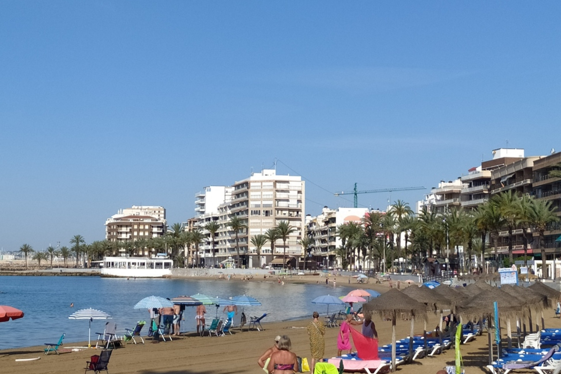 Odsprzedaż - Mieszkanie w bloku - Torrevieja - PLAYA DEL CURA - CENTRO