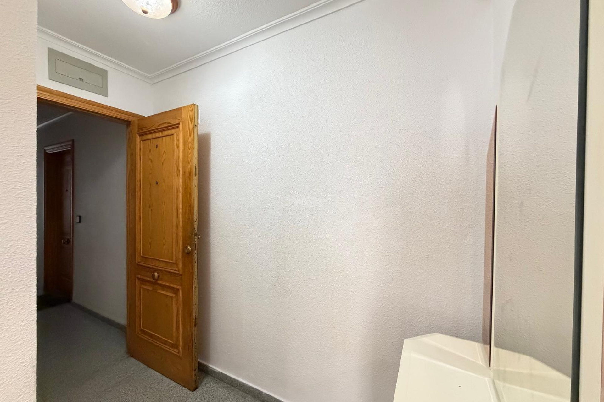 Odsprzedaż - Mieszkanie w bloku - Torrevieja - Playa del Cura