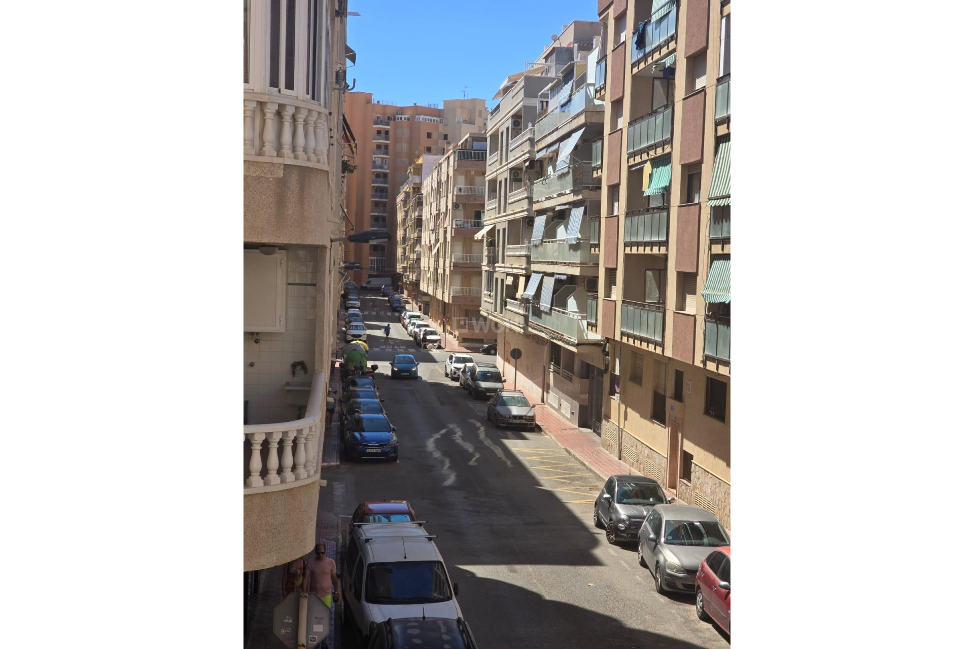 Odsprzedaż - Mieszkanie w bloku - Torrevieja - Playa del Cura
