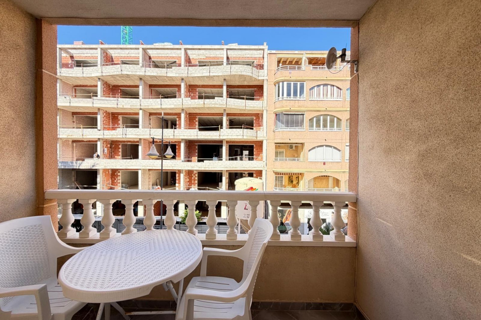 Odsprzedaż - Mieszkanie w bloku - Torrevieja - Playa del Cura