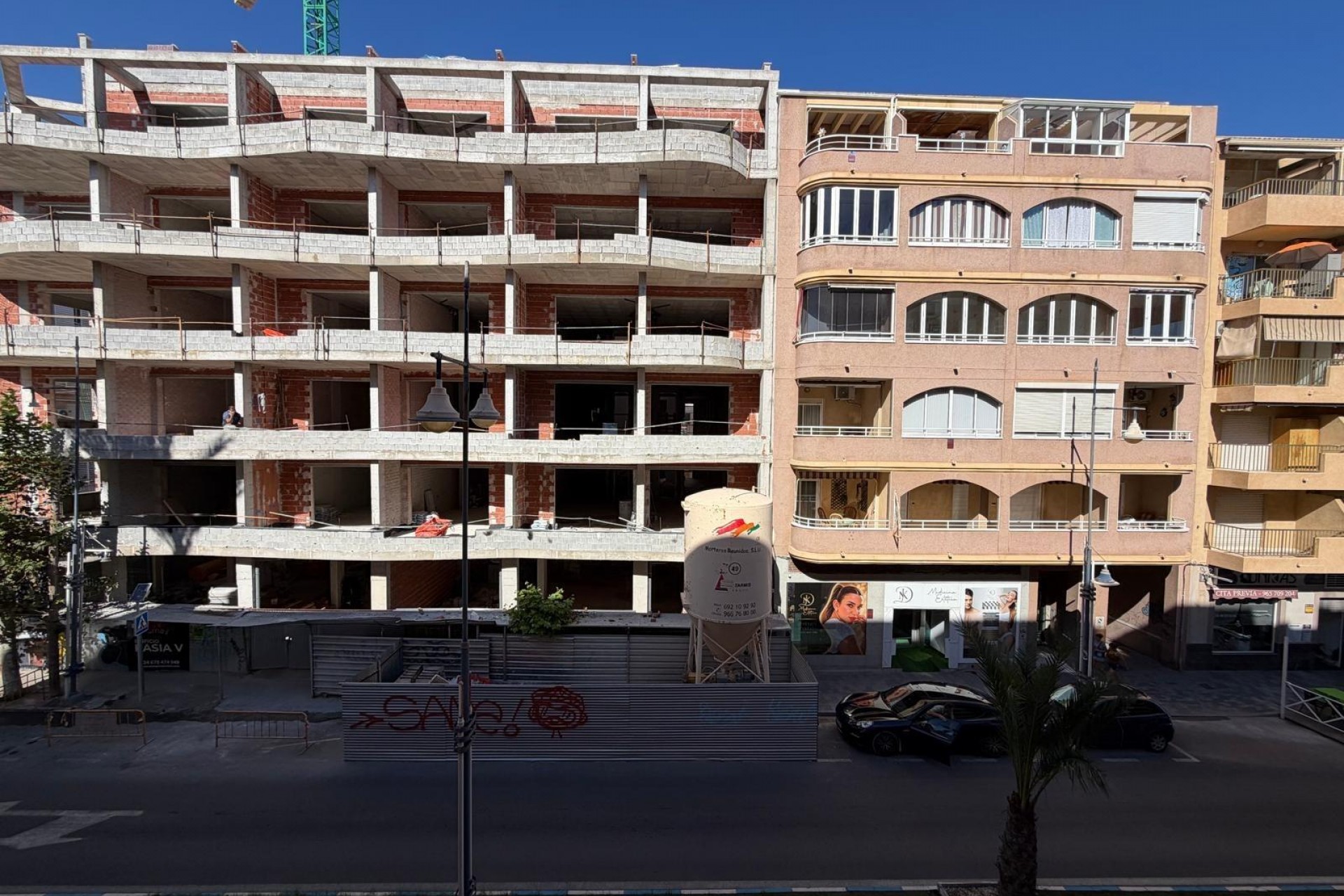 Odsprzedaż - Mieszkanie w bloku - Torrevieja - Playa del Cura