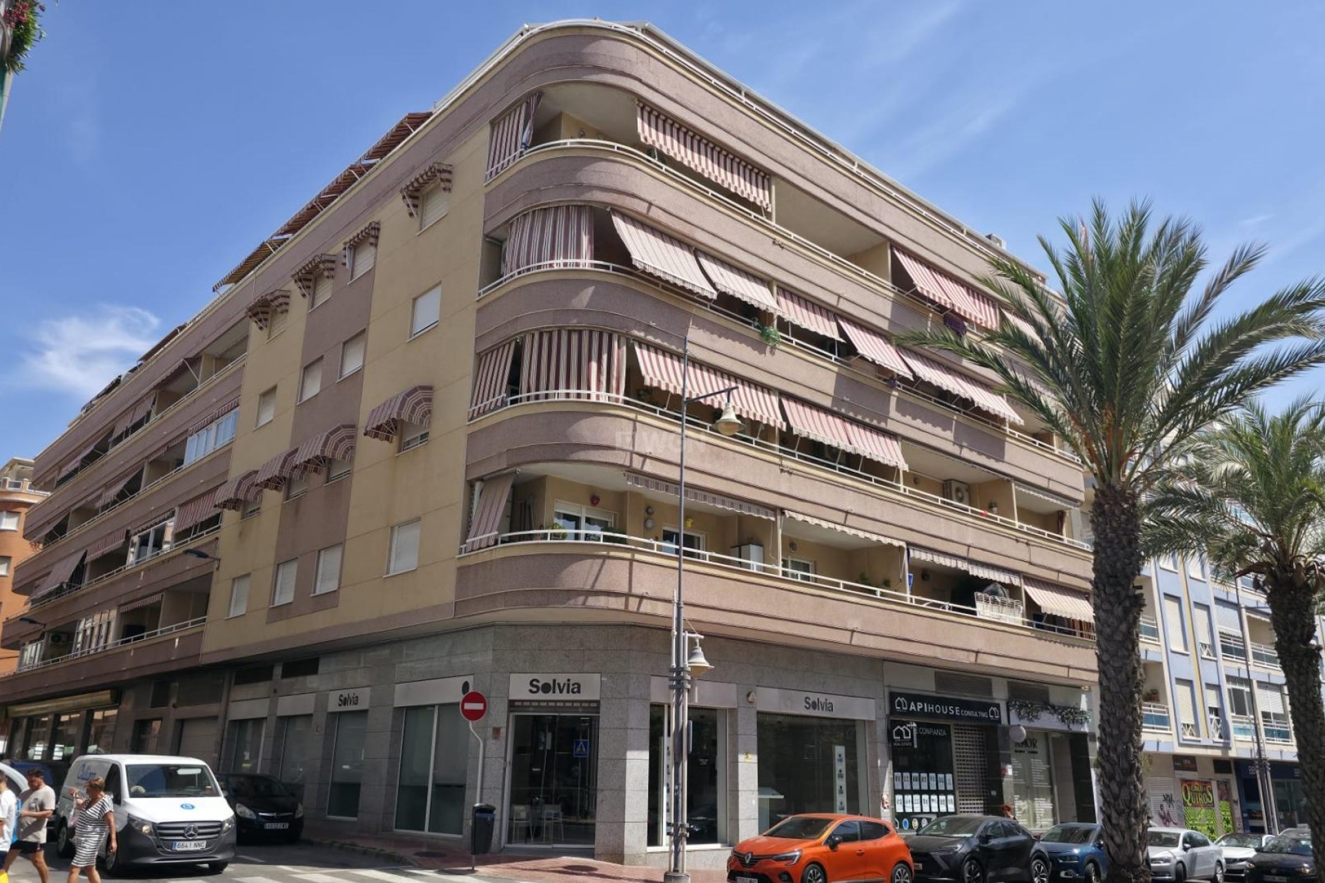 Odsprzedaż - Mieszkanie w bloku - Torrevieja - Playa del Cura