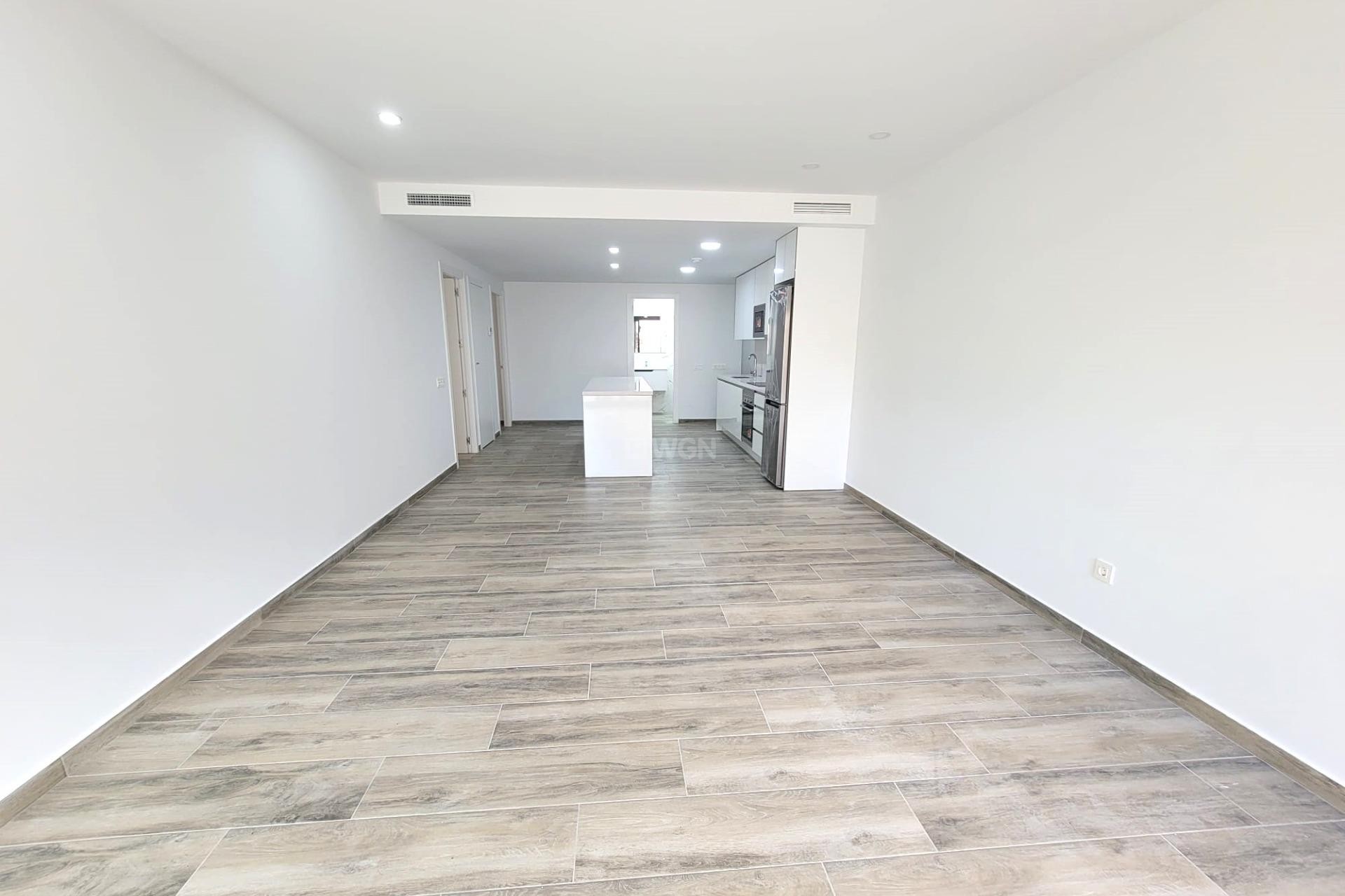 Odsprzedaż - Mieszkanie w bloku - Torrevieja - Playa del Cura