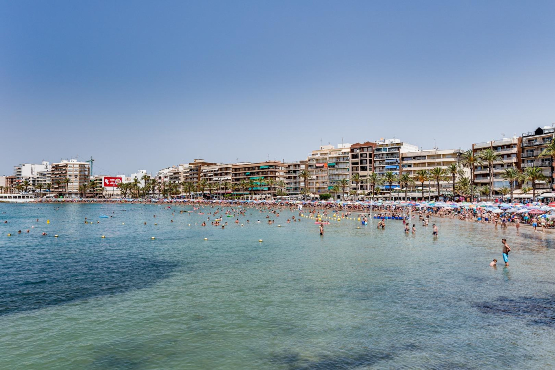 Odsprzedaż - Mieszkanie w bloku - Torrevieja - Playa del Cura