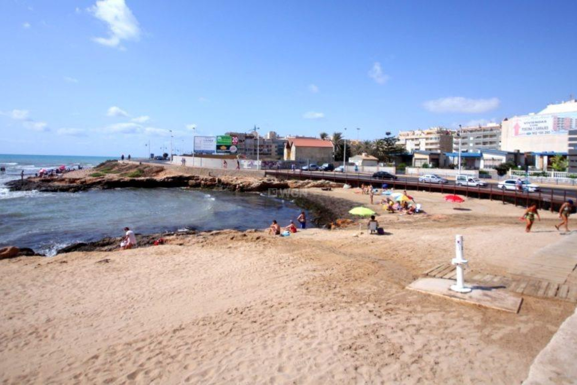 Odsprzedaż - Mieszkanie w bloku - Torrevieja - Playa del Cura