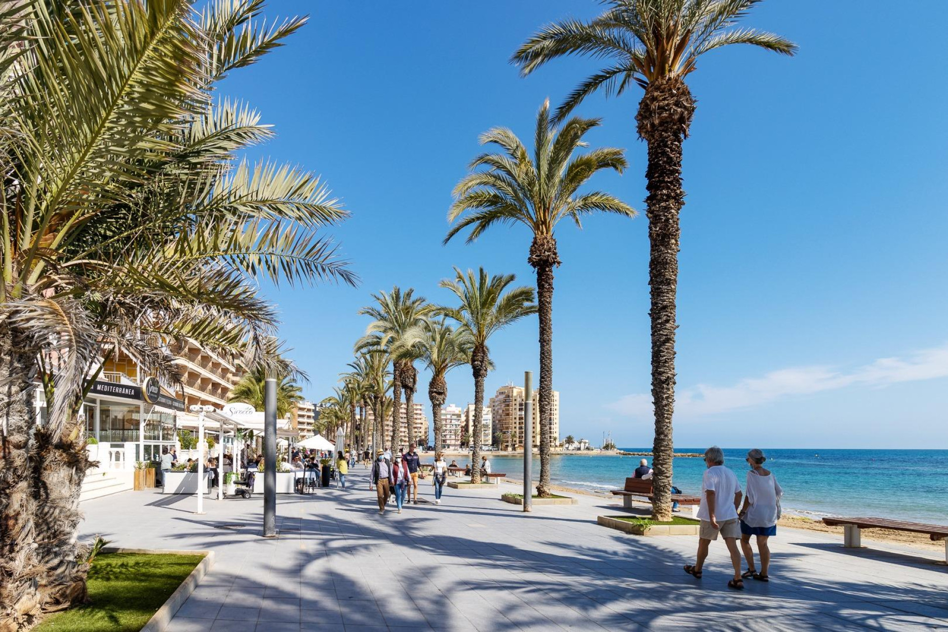 Odsprzedaż - Mieszkanie w bloku - Torrevieja - Playa del Cura