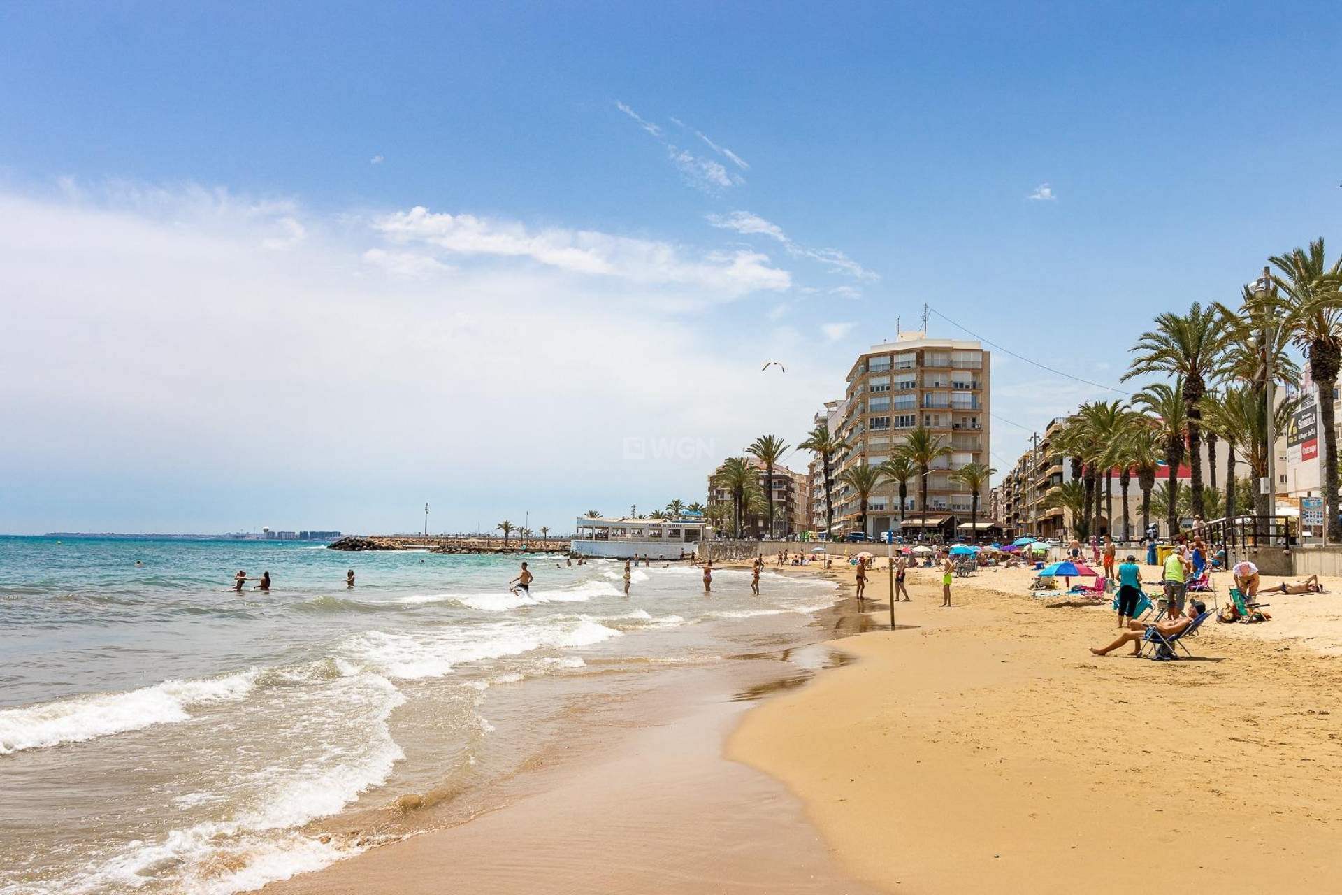 Odsprzedaż - Mieszkanie w bloku - Torrevieja - Playa del Cura