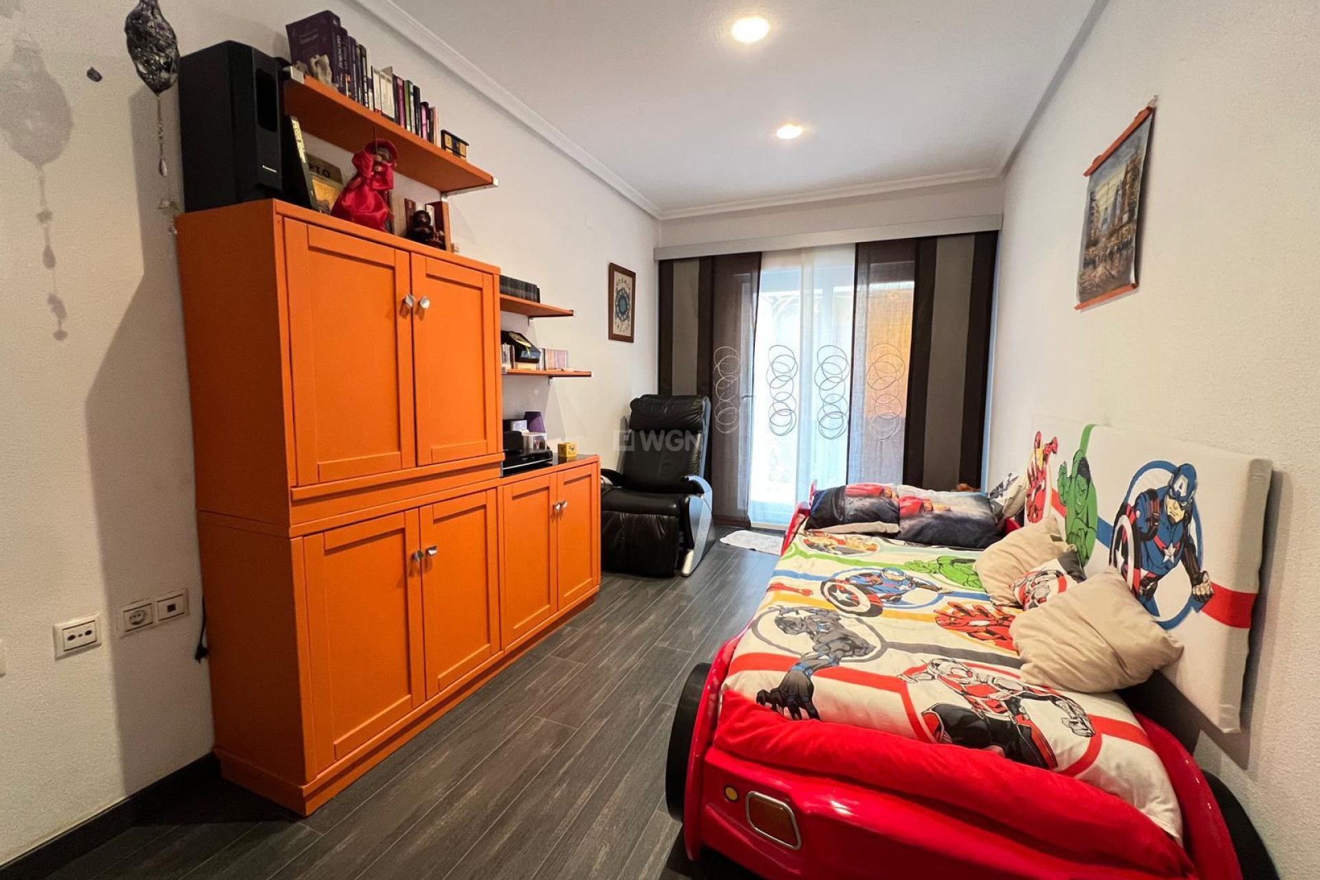 Odsprzedaż - Mieszkanie w bloku - Torrevieja - Playa del Cura