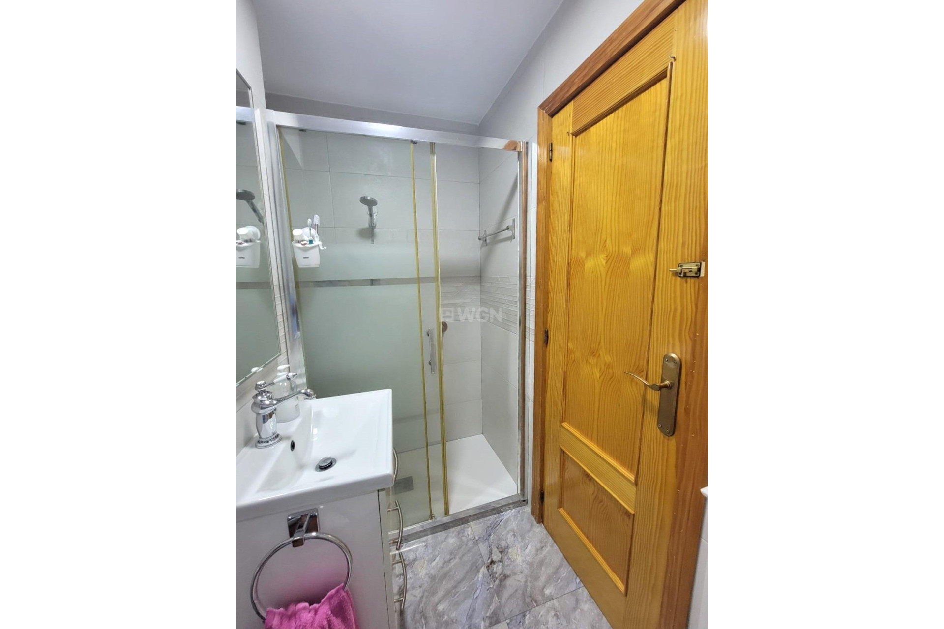 Odsprzedaż - Mieszkanie w bloku - Torrevieja - Playa del Cura