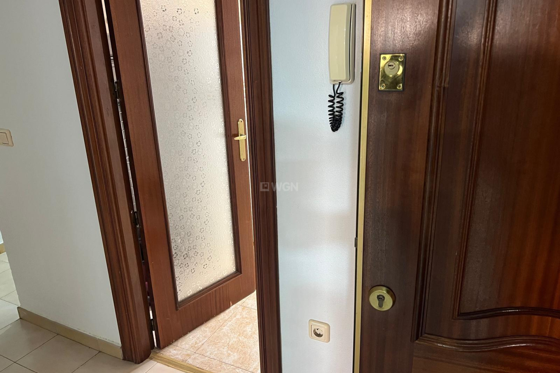 Odsprzedaż - Mieszkanie w bloku - Torrevieja - Playa del Cura