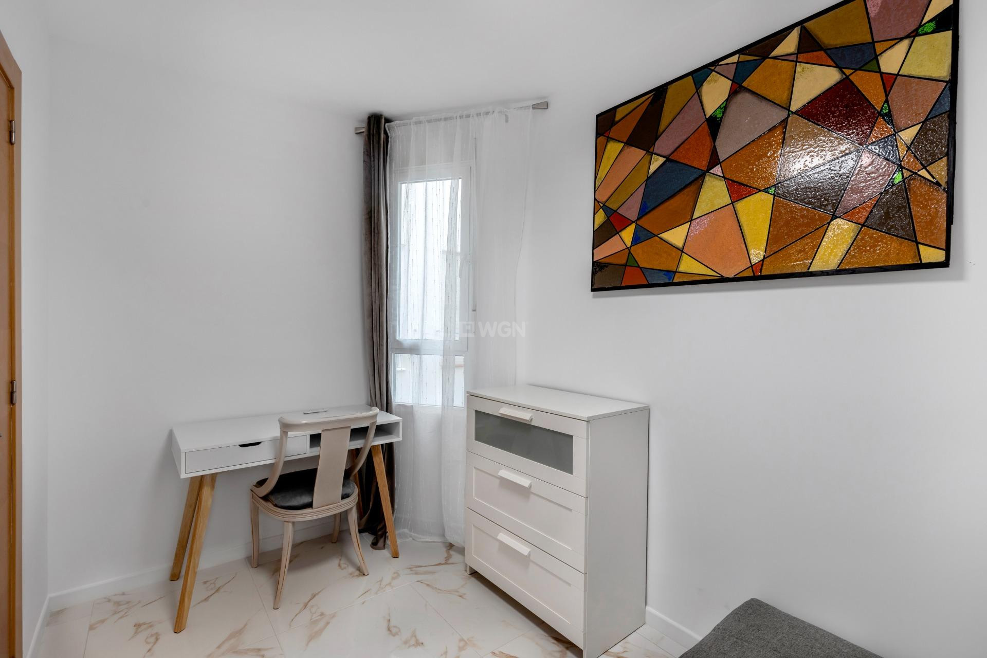 Odsprzedaż - Mieszkanie w bloku - Torrevieja - Playa del Cura