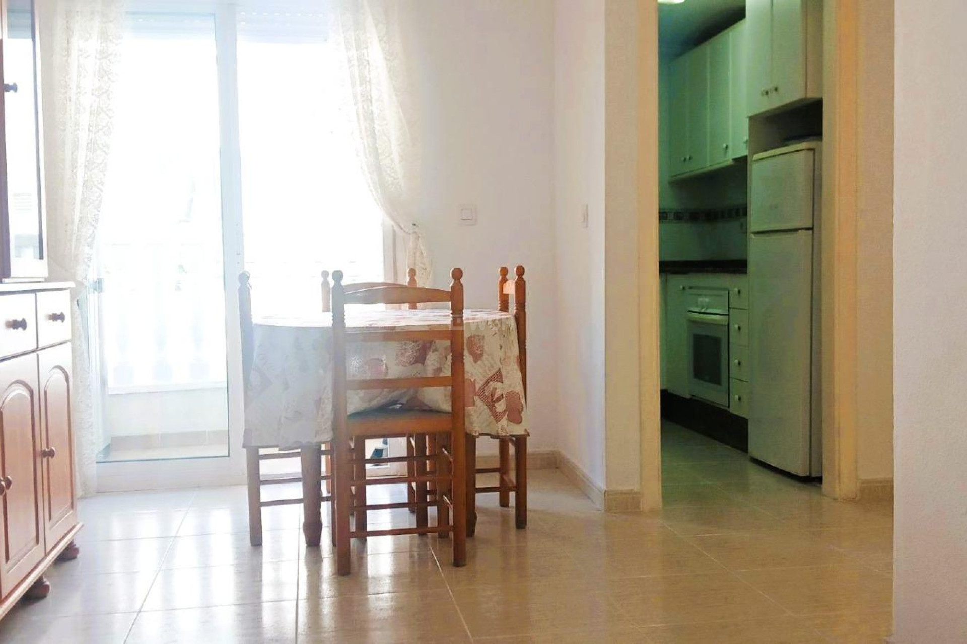 Odsprzedaż - Mieszkanie w bloku - Torrevieja - Playa del Cura