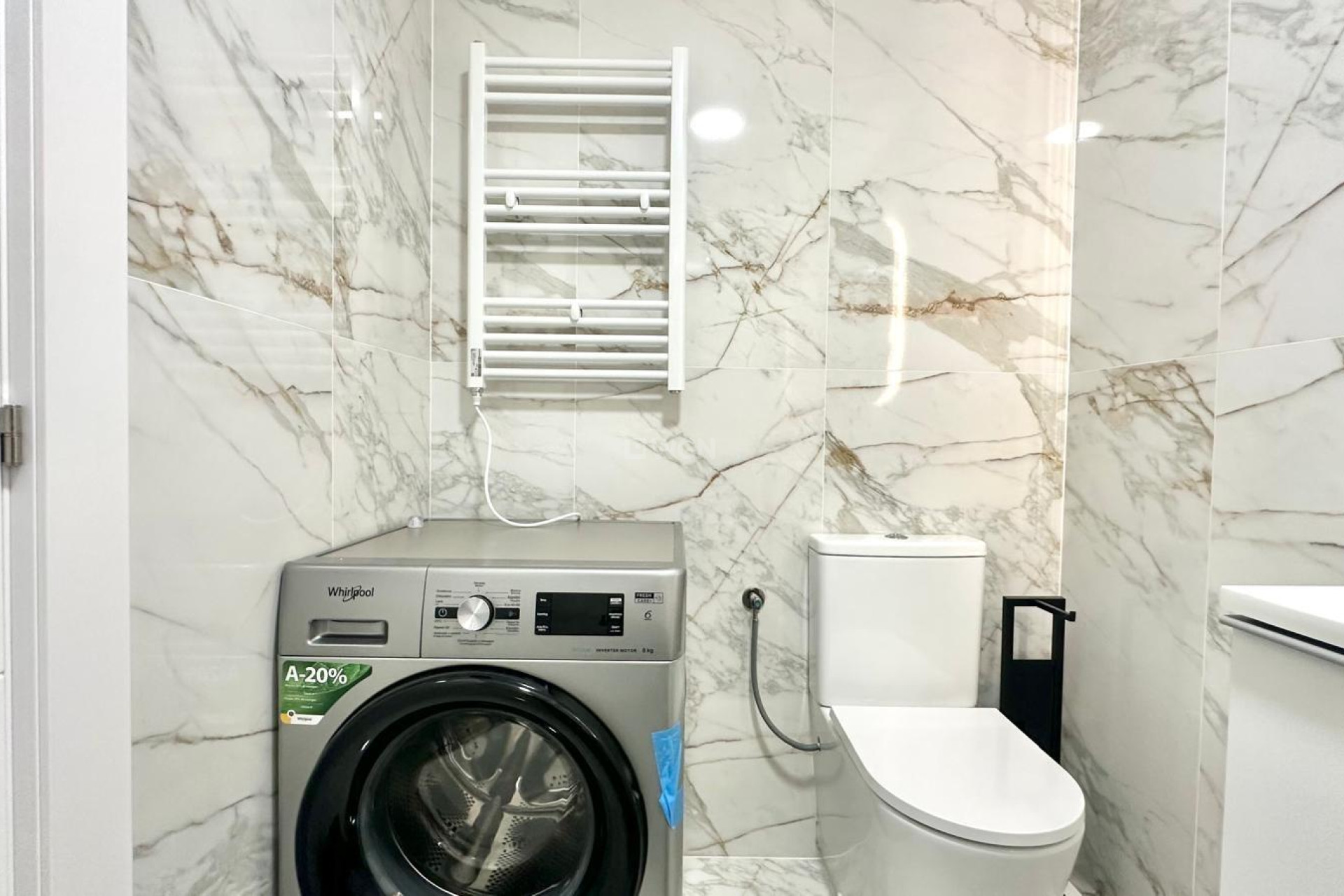 Odsprzedaż - Mieszkanie w bloku - Torrevieja - Playa del Cura