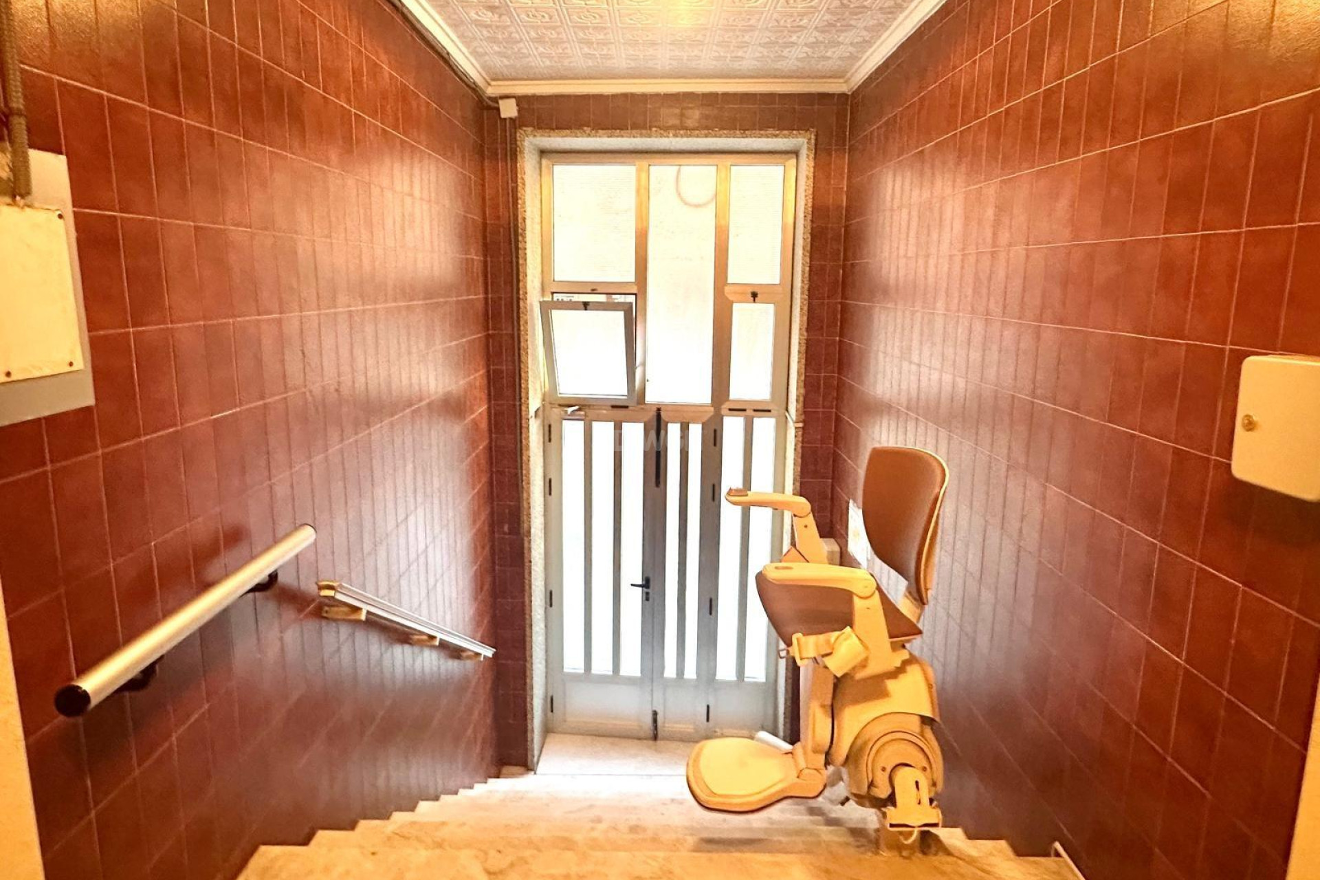 Odsprzedaż - Mieszkanie w bloku - Torrevieja - Playa del Cura