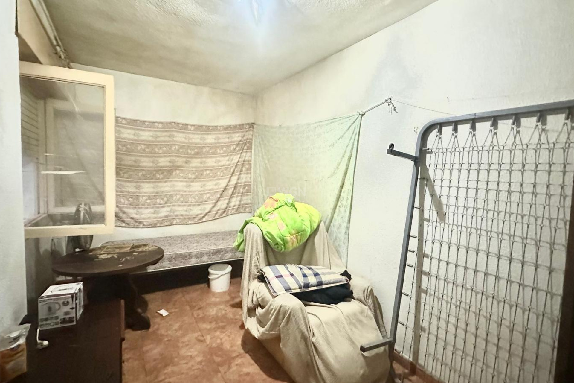 Odsprzedaż - Mieszkanie w bloku - Torrevieja - Playa del Cura