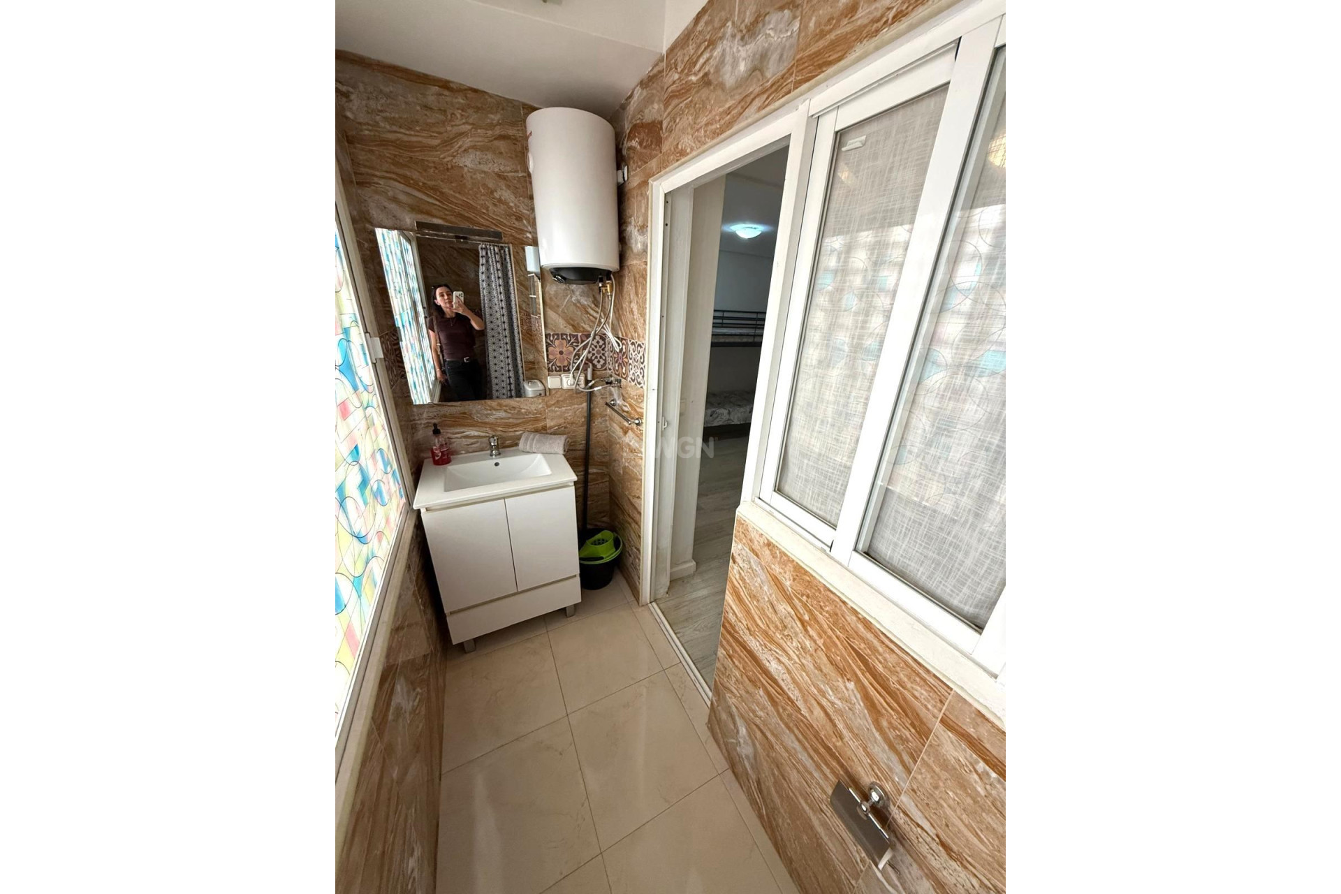 Odsprzedaż - Mieszkanie w bloku - Torrevieja - Playa del Cura