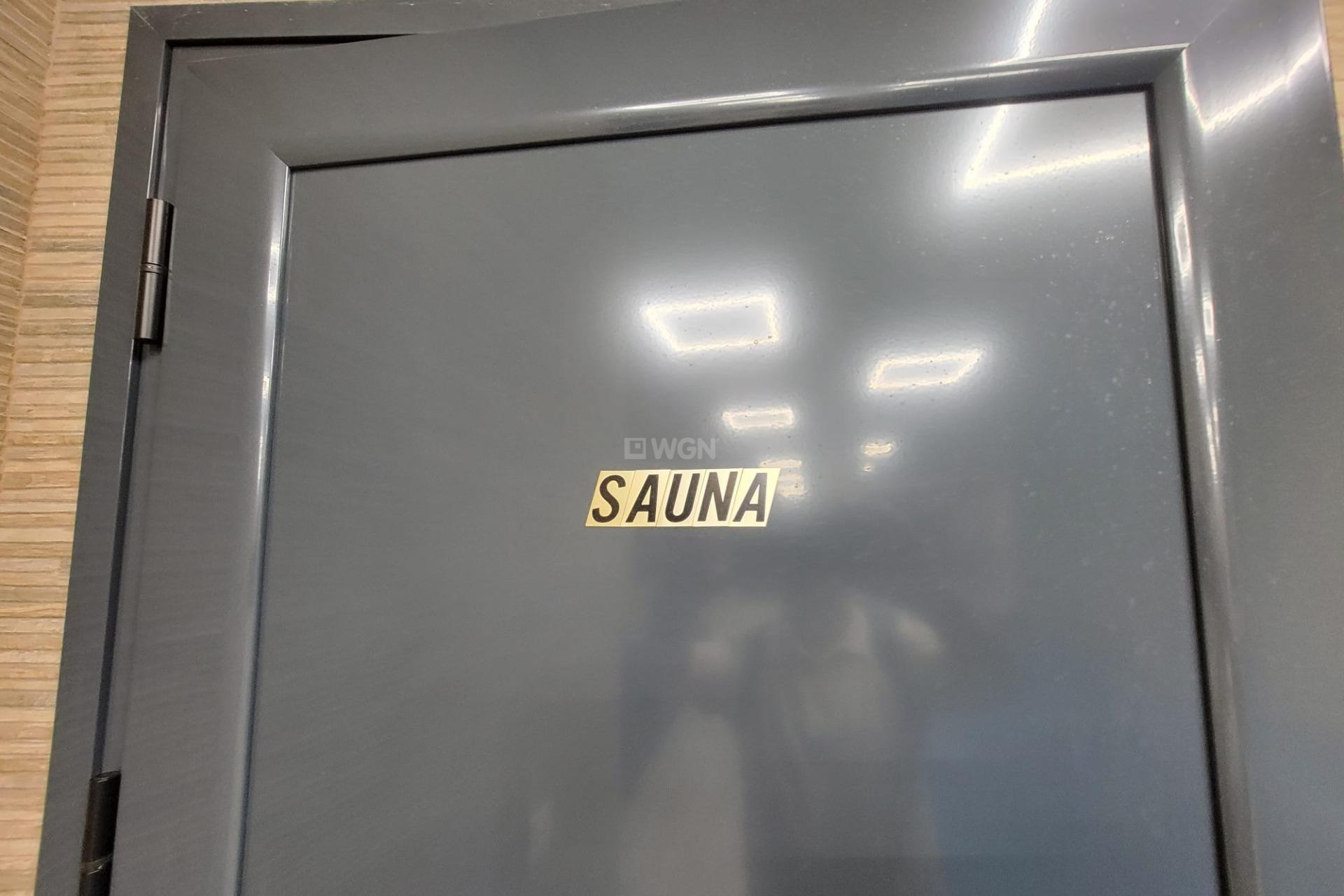 Odsprzedaż - Mieszkanie w bloku - Torrevieja - Playa del Cura